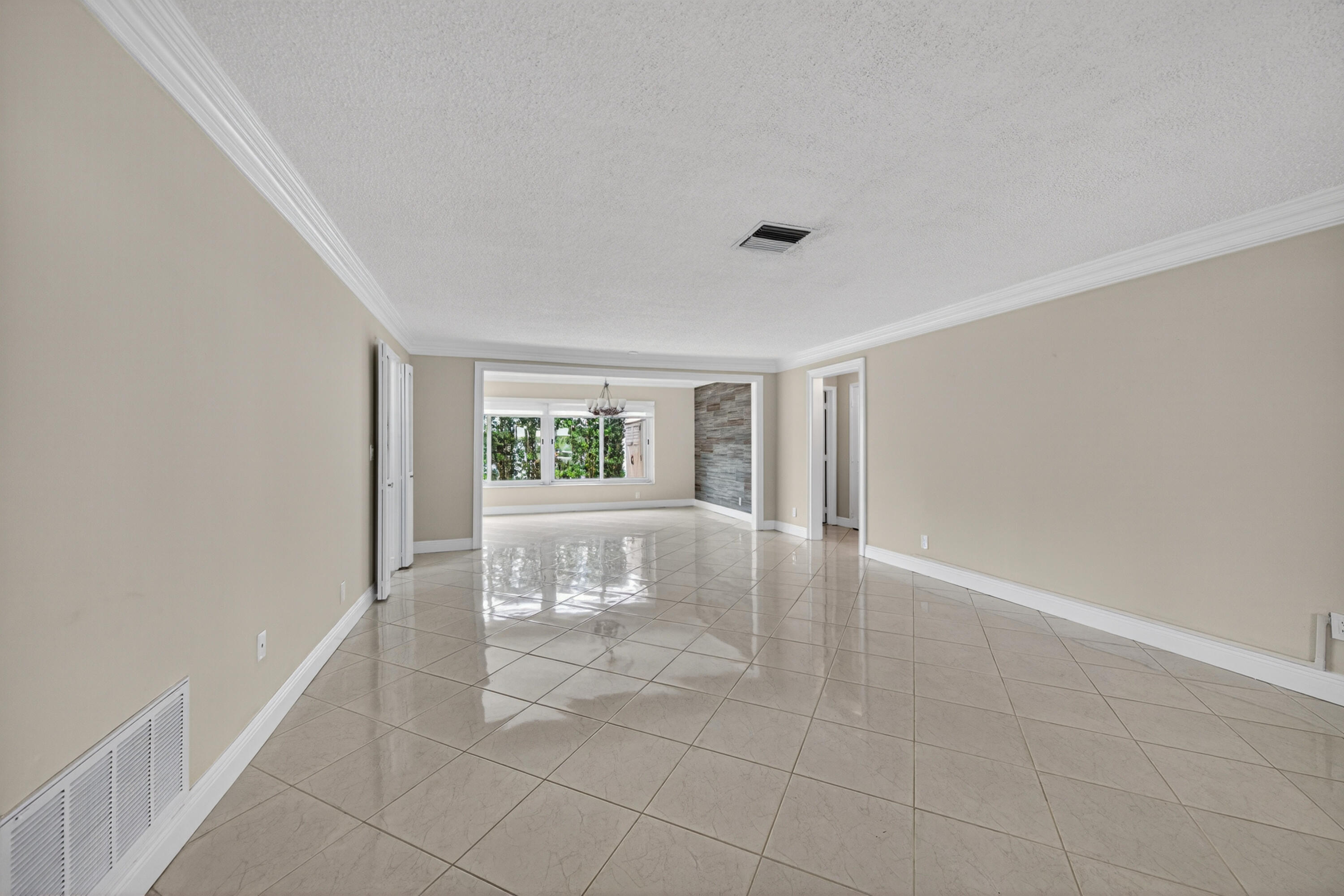 391 Leisure Boulevard