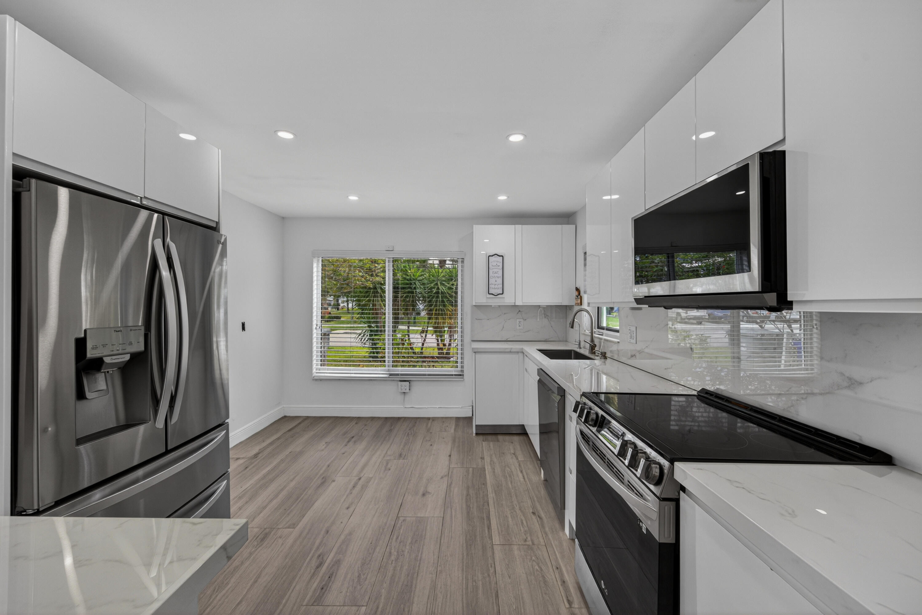 LEISUREVILLE SECOND SEC - Residential