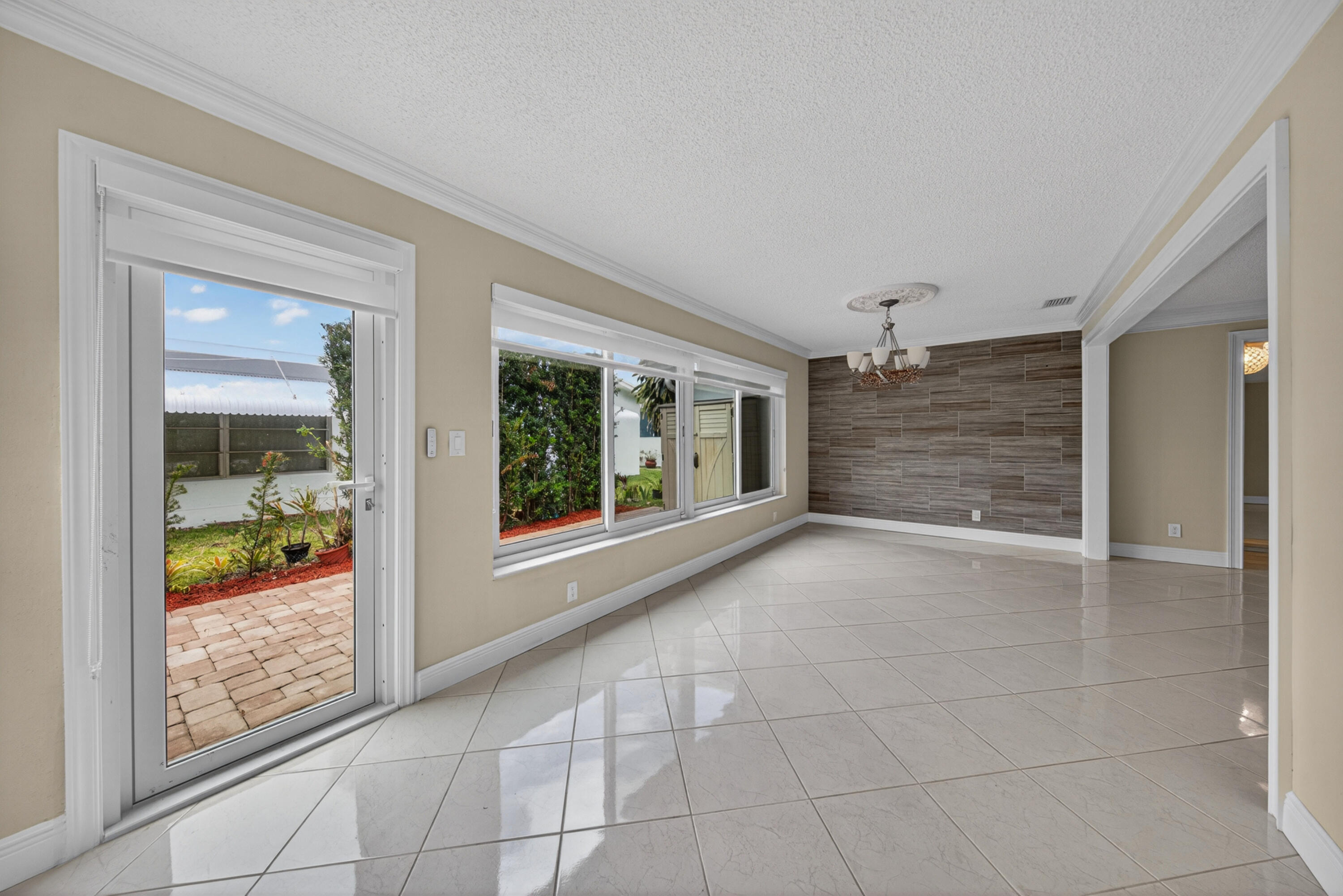 LEISUREVILLE SECOND SEC - Residential