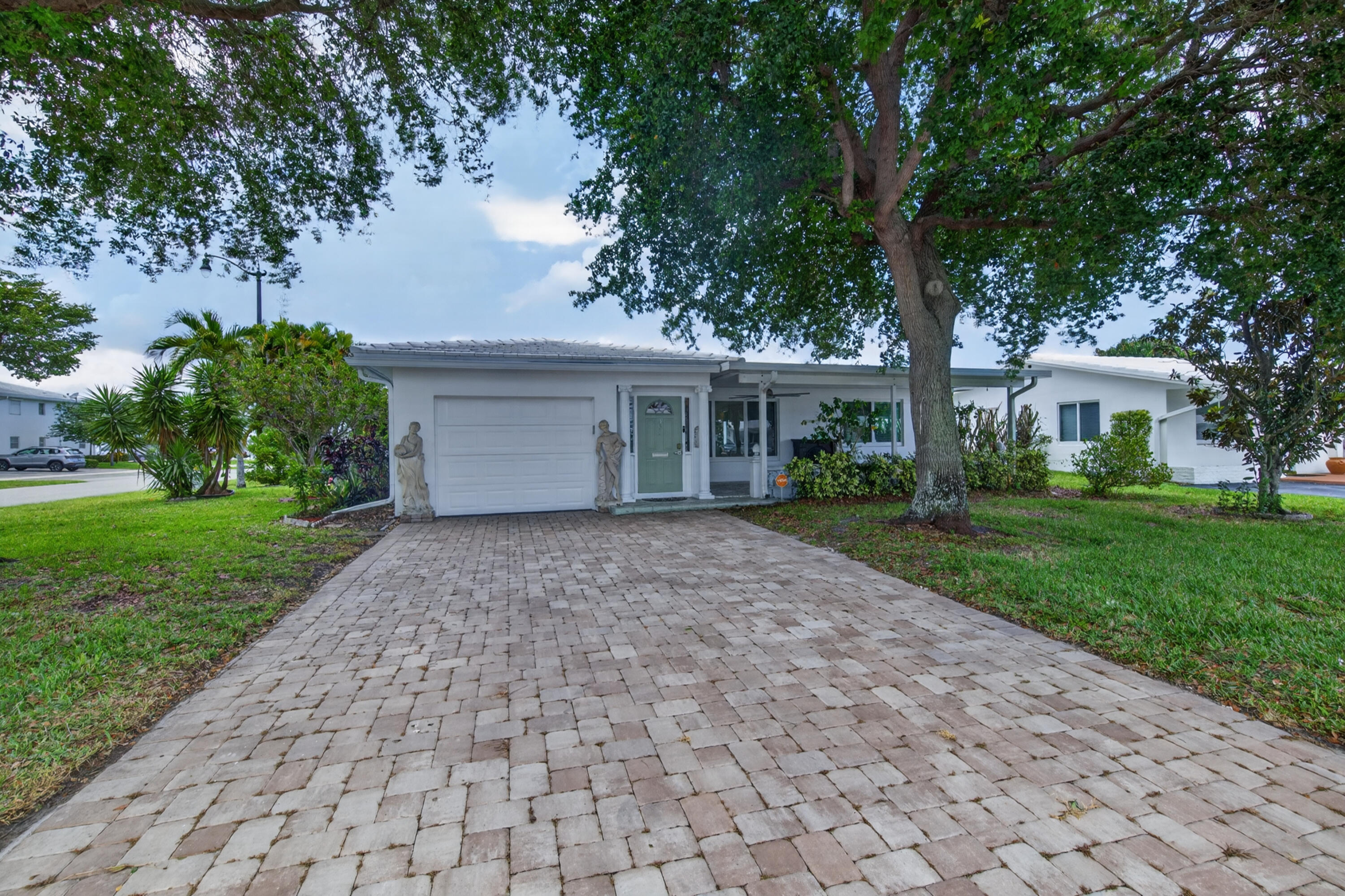 LEISUREVILLE SECOND SEC - Residential