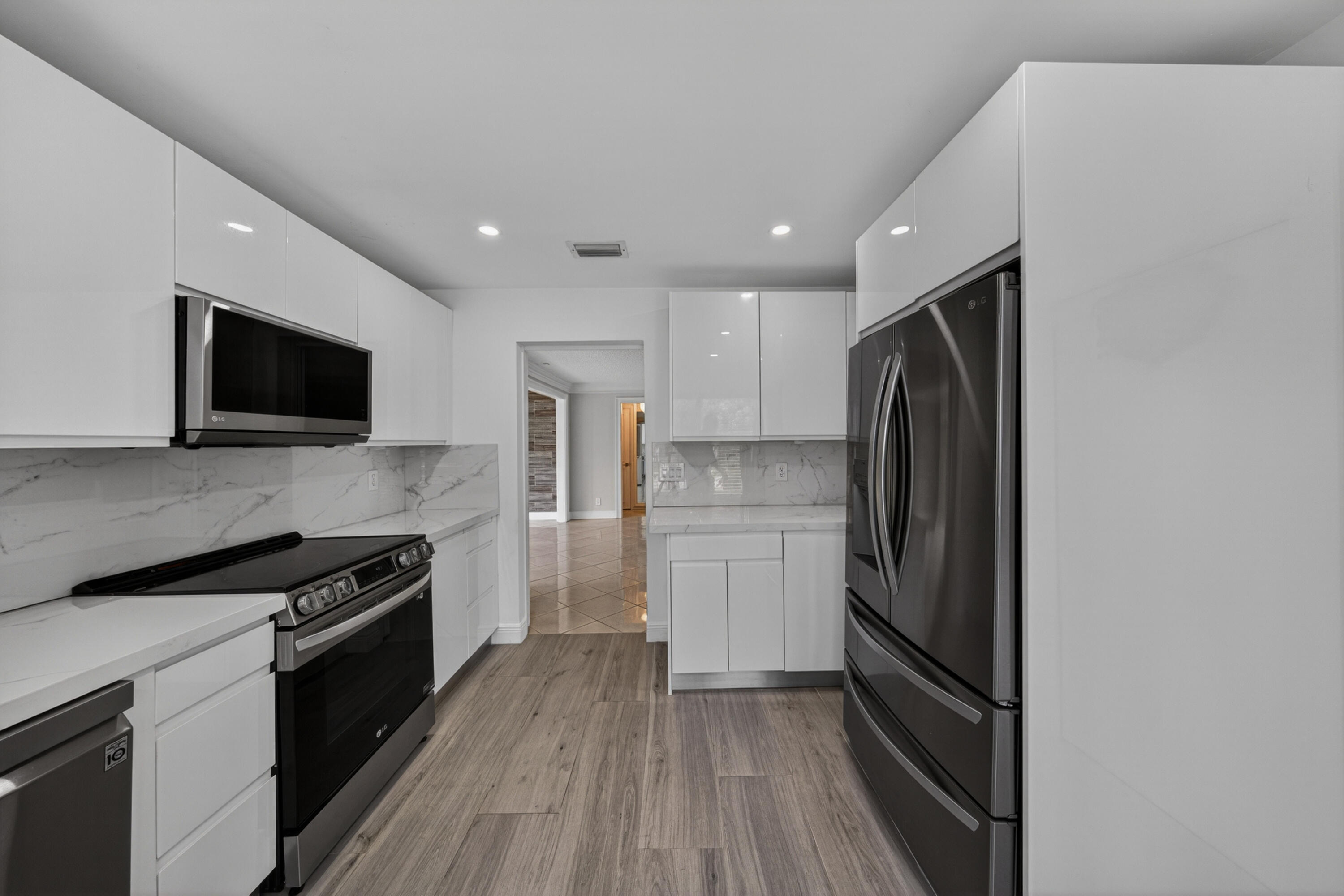 LEISUREVILLE SECOND SEC - Residential