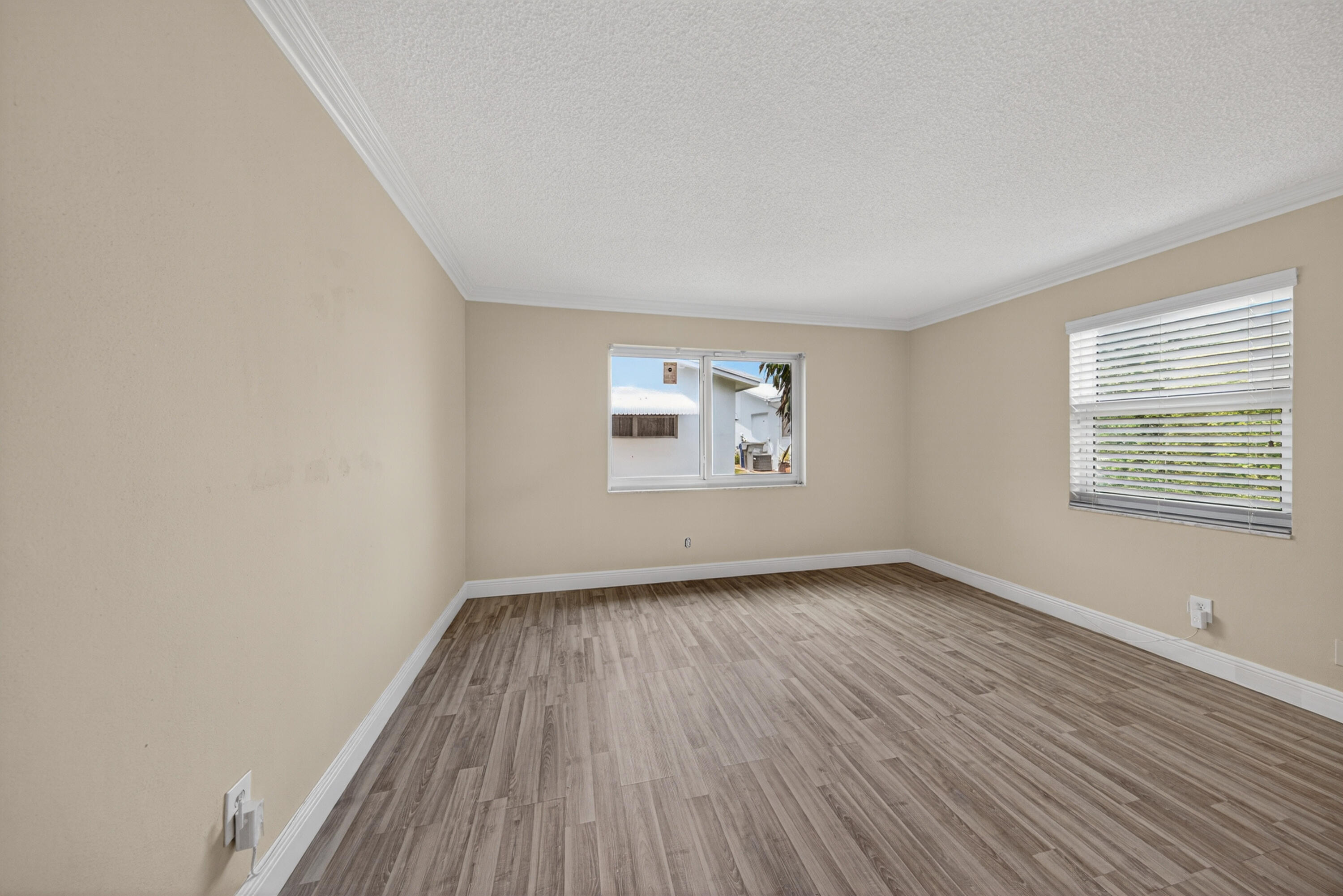 LEISUREVILLE SECOND SEC - Residential