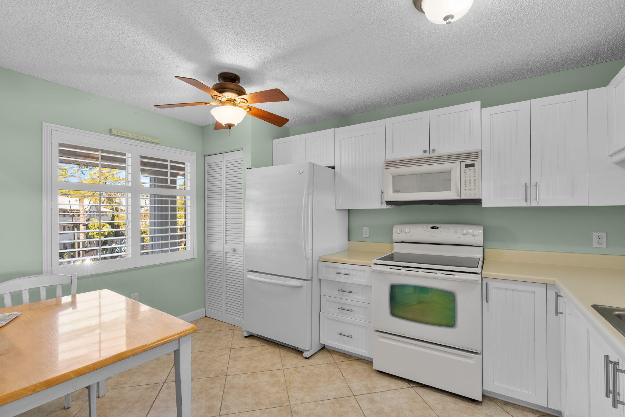 NAPLES SANDPIPER BAY CLUB A CONDO - Residential