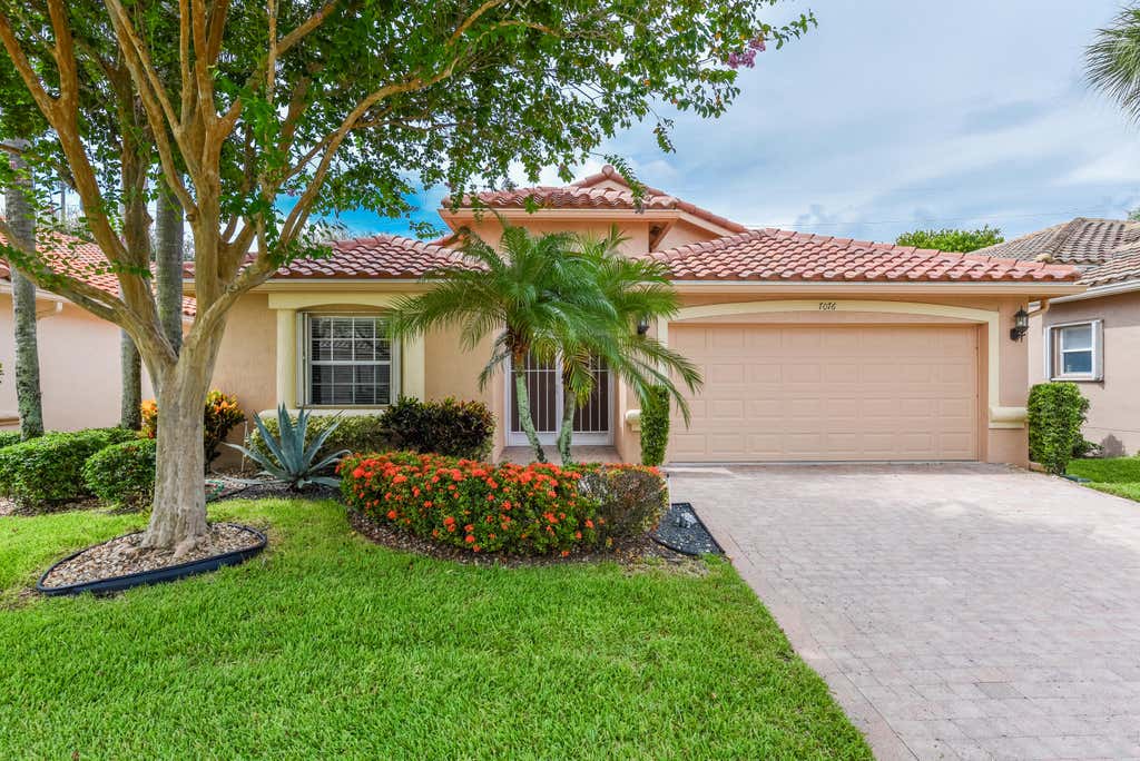Photo of 7076 Trentino Way N, Boynton Beach, FL 33472 (MLS # B26061150)