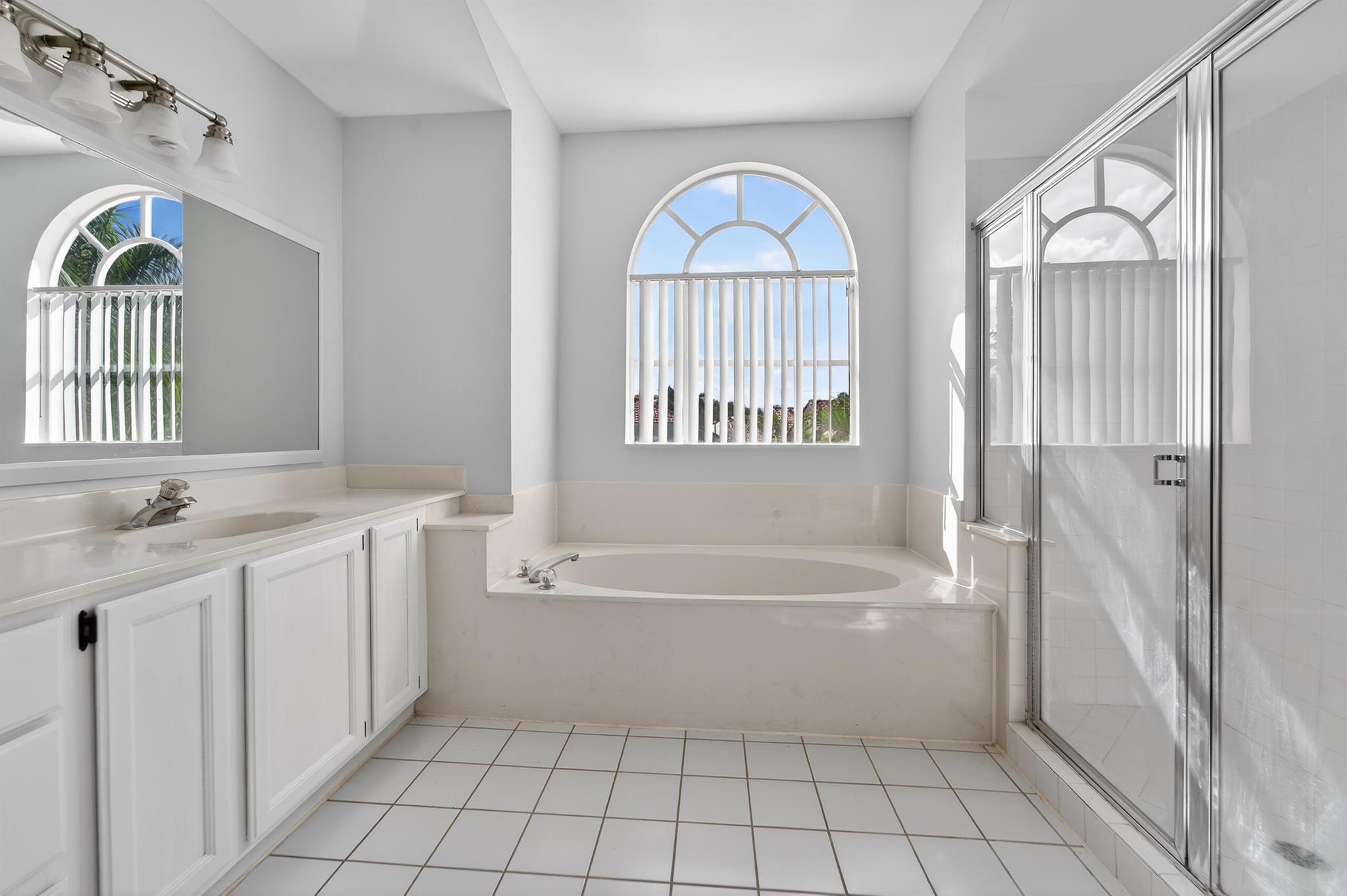 FAIRWAY COVE OF WELLINGTO - Residential