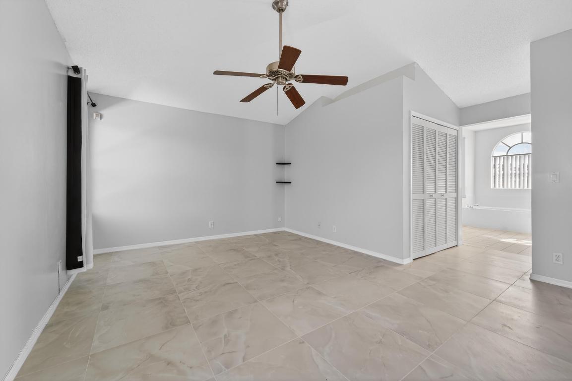 FAIRWAY COVE OF WELLINGTON - Residential