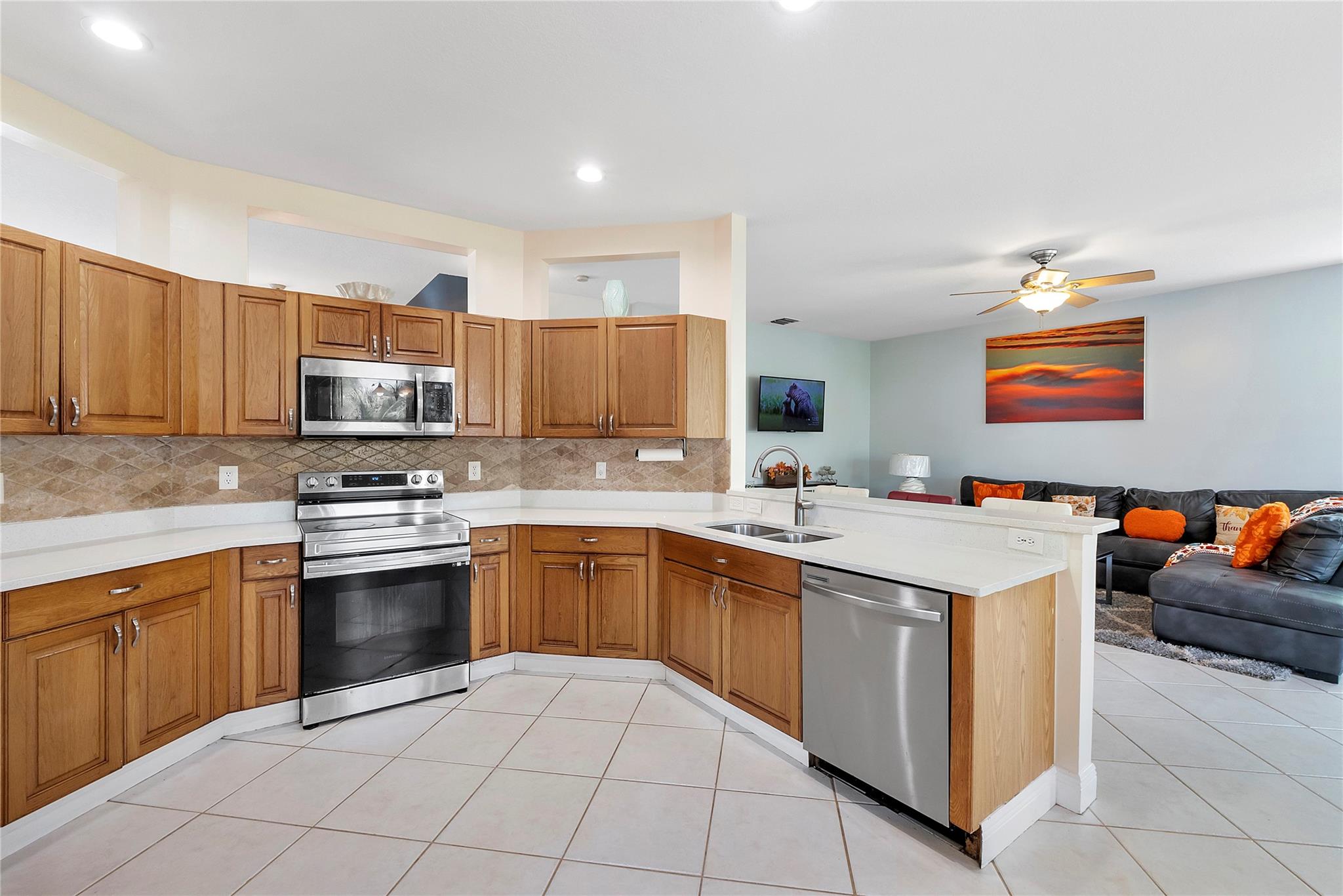 Nautica Sound 02 - Residential Lease