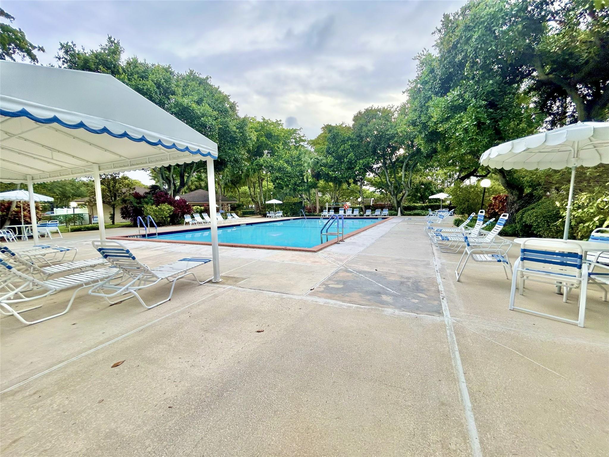 No 70 Palm-Aire Country C - Residential Lease