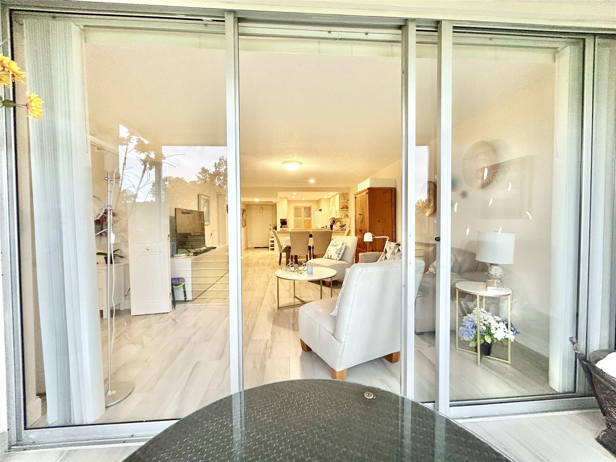 No 70 Palm-Aire Country C - Residential Lease