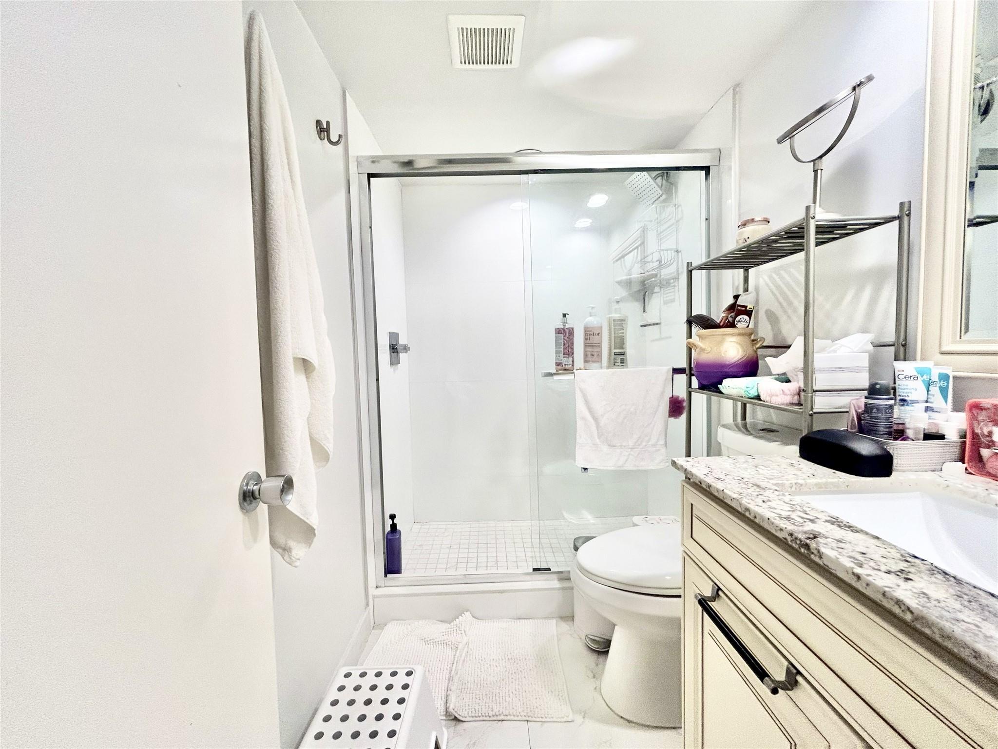 No 70 Palm-Aire Country C - Residential Lease