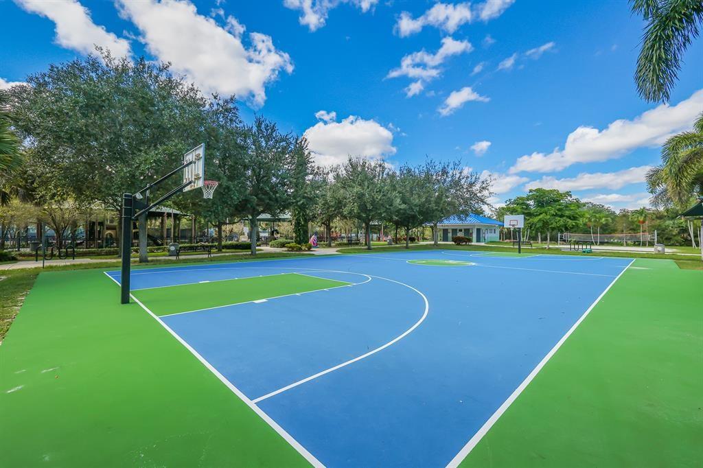 No 70 Palm-Aire Country C - Residential Lease