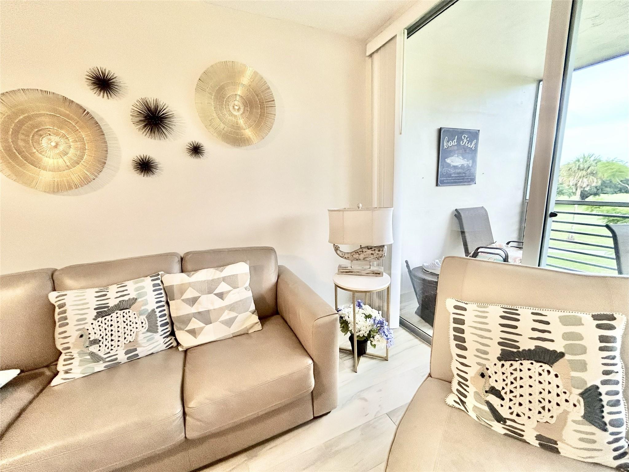 No 70 Palm-Aire Country C - Residential Lease