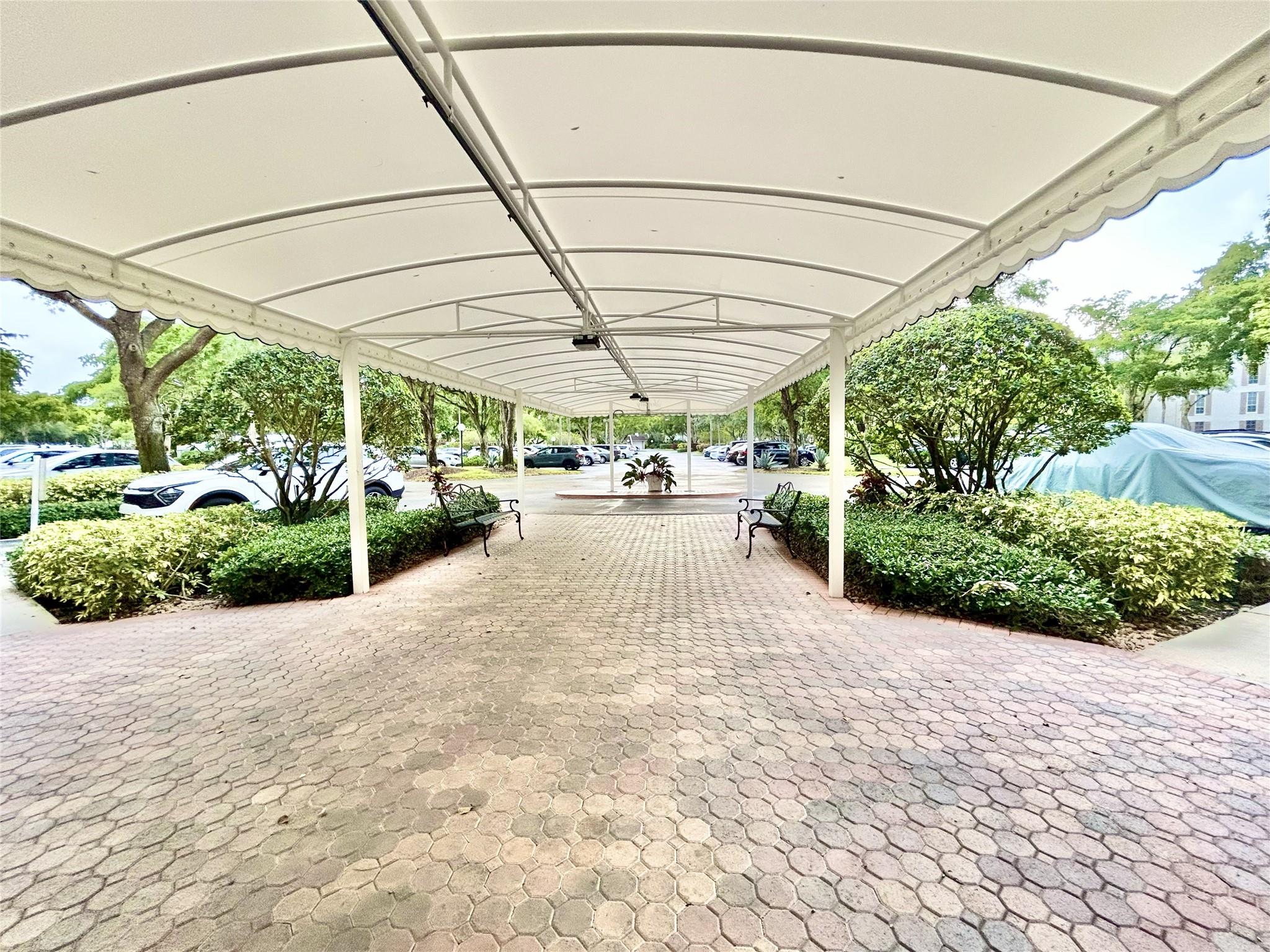 No 70 Palm-Aire Country C - Residential Lease