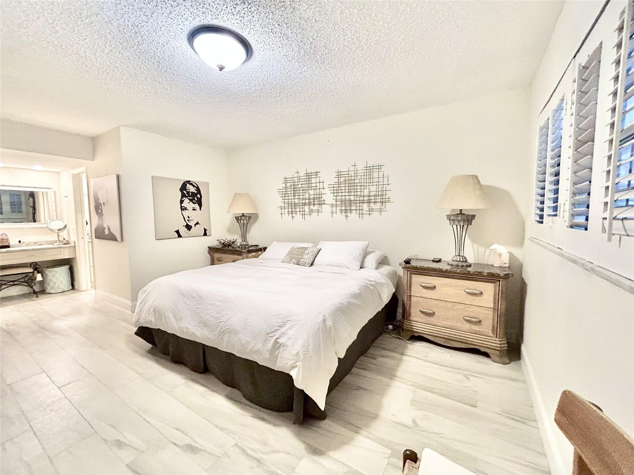 No 70 Palm-Aire Country C - Residential Lease