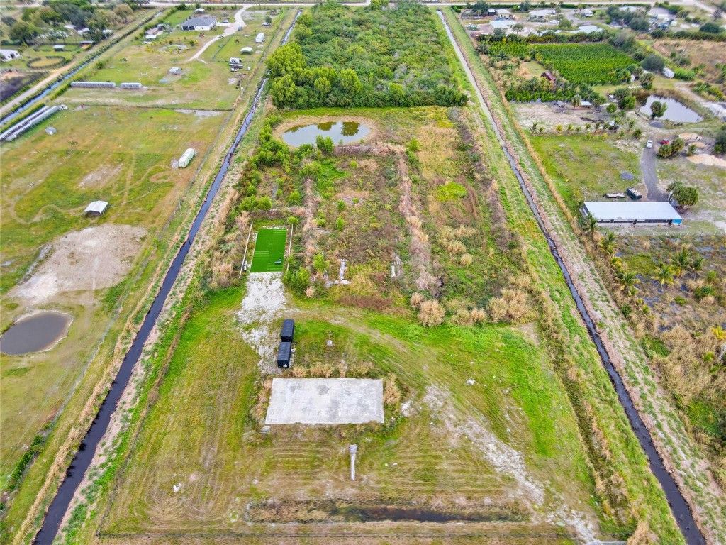 Photo of 20223 Simone Drive, Loxahatchee, FL 33470 (MLS # F10541415)