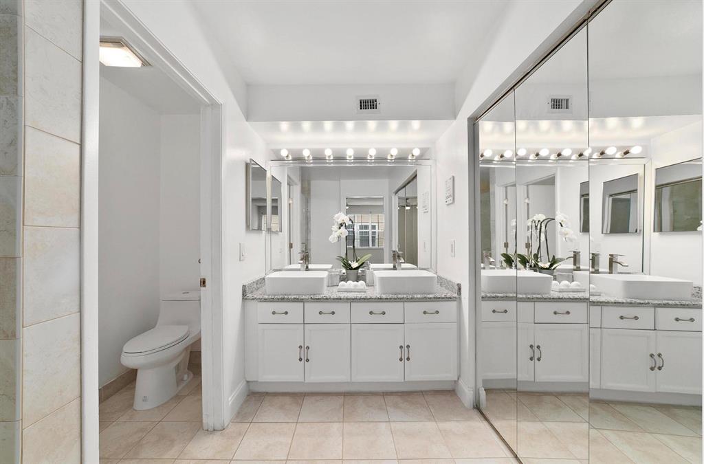 CARRIAGE HOUSES I CONDO - Residential Lease