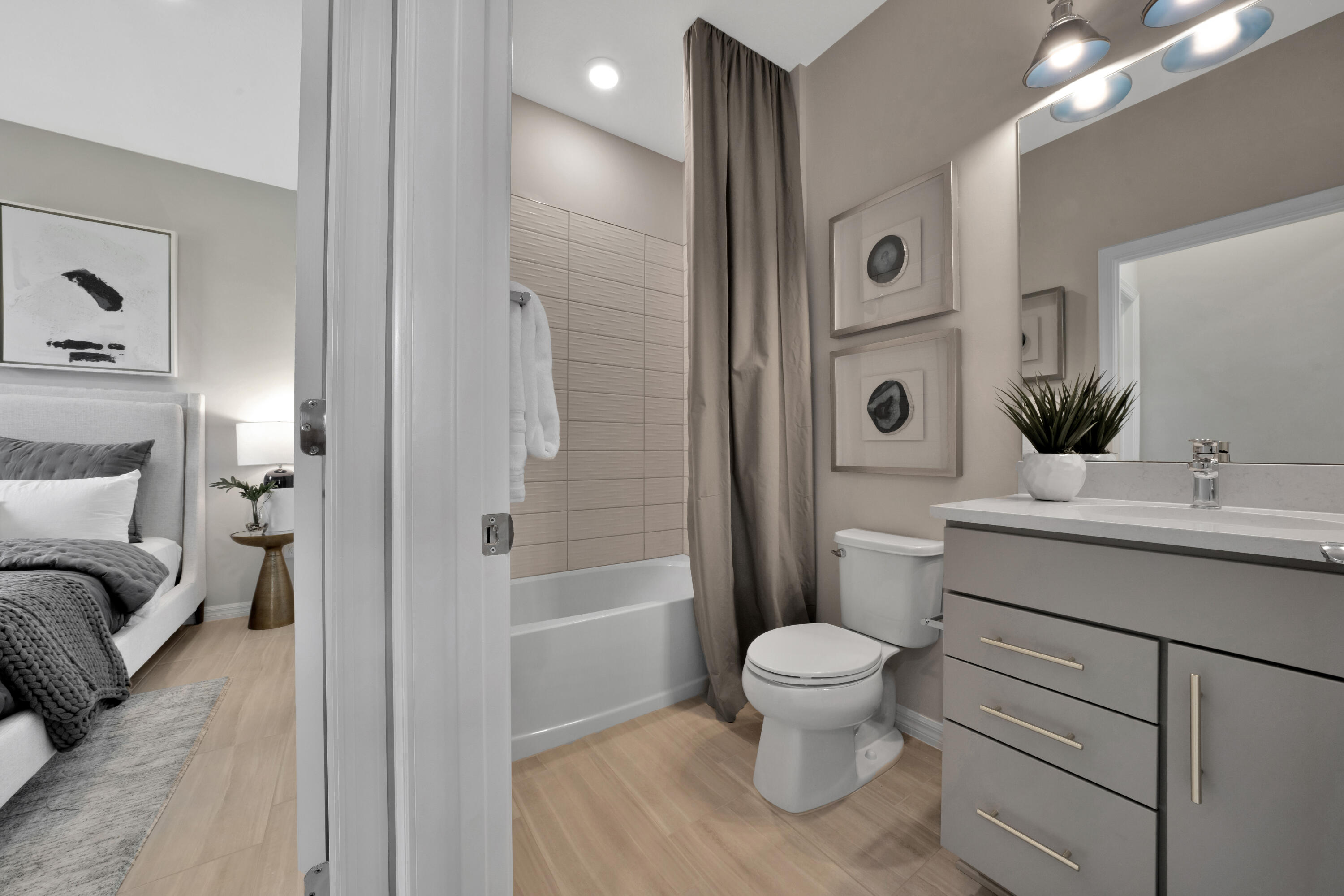 HENDRIX RESERVE - Residential