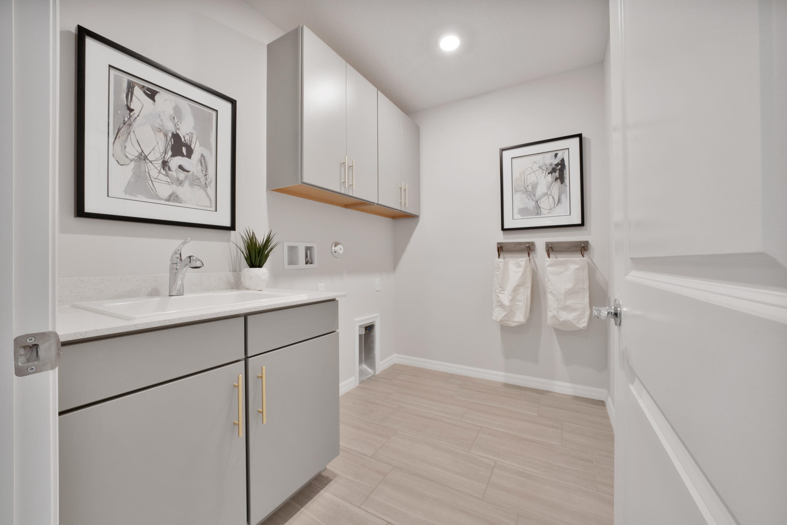 HENDRIX RESERVE - Residential