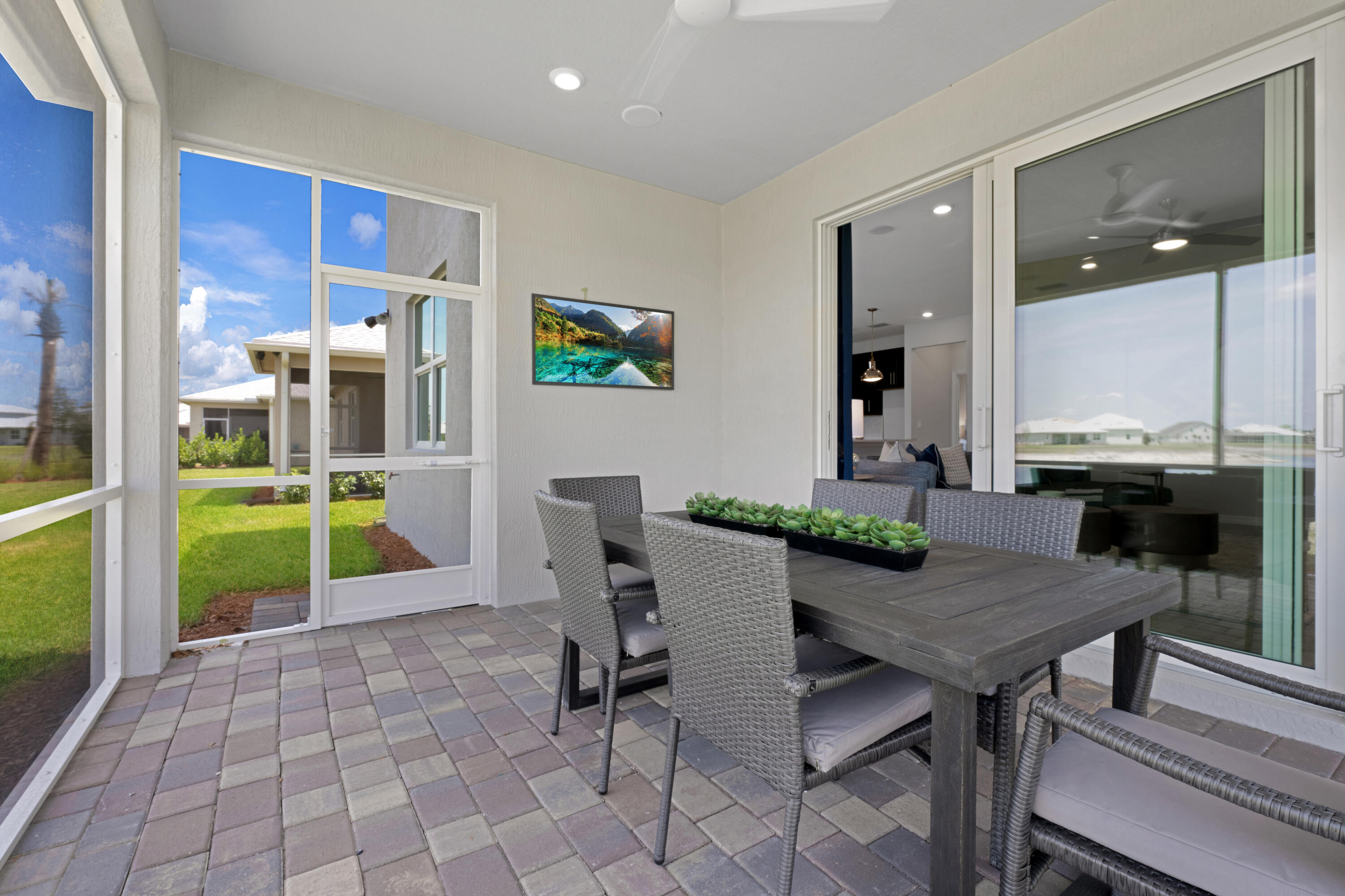 HENDRIX RESERVE - Residential