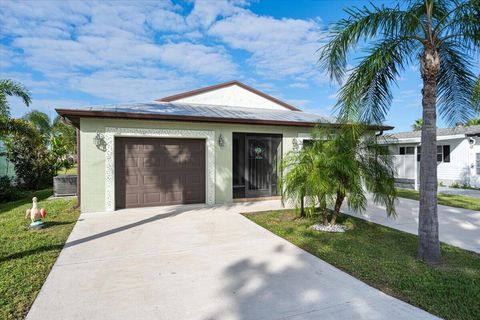 A home in Port St Lucie