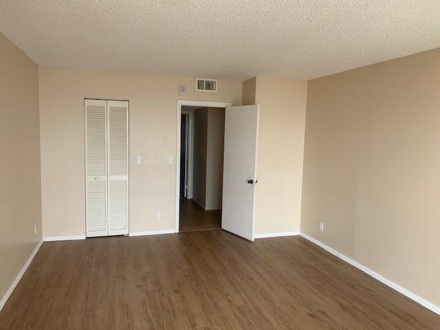 200 LESLIE CONDO - Residential