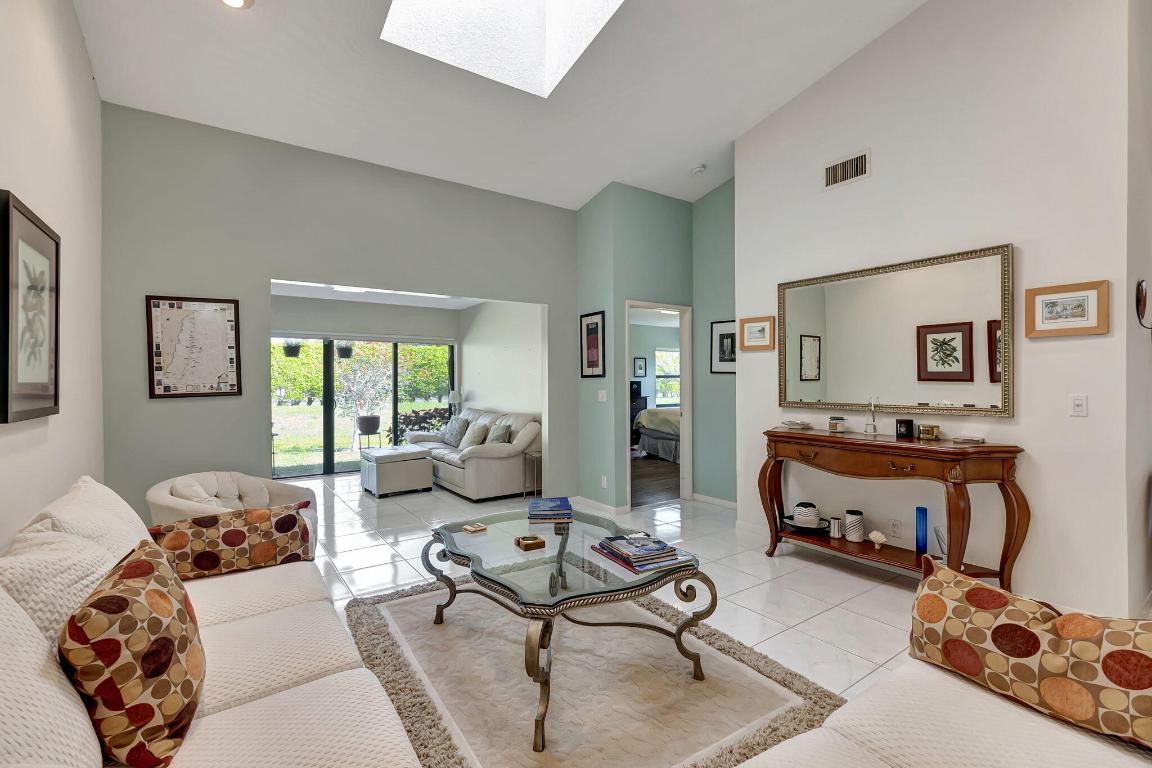 WHISPER WALK/PARKSHORE - Residential