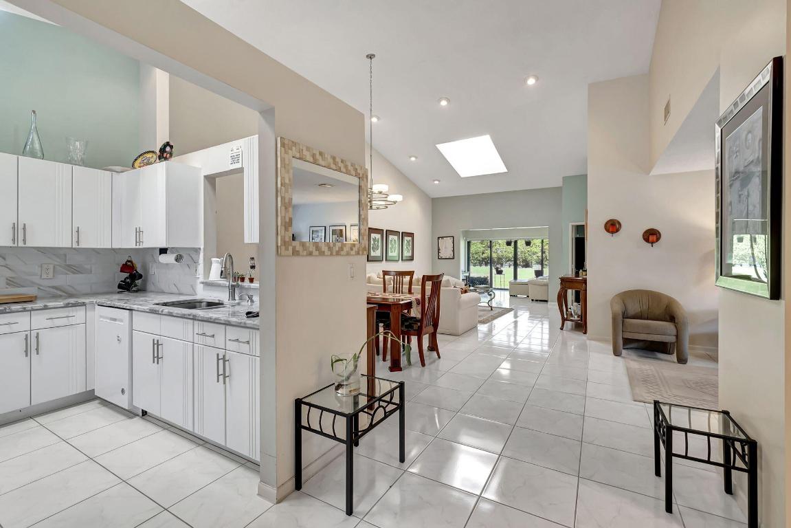 WHISPER WALK/PARKSHORE - Residential