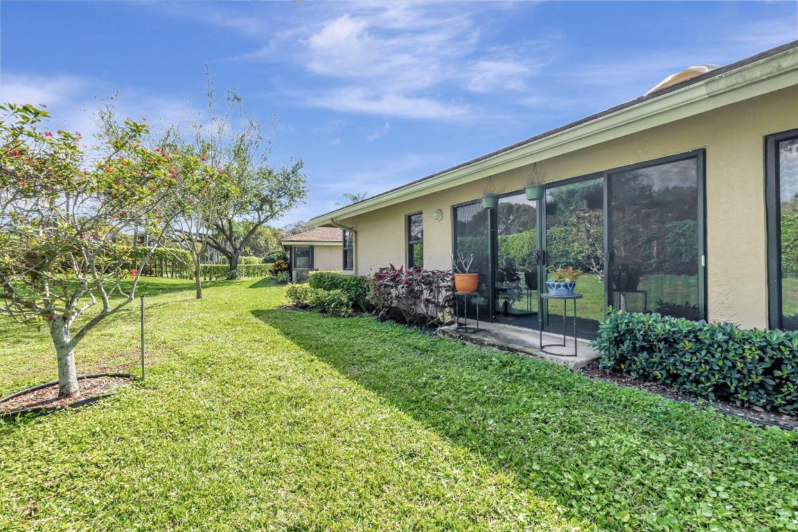 WHISPER WALK/PARKSHORE - Residential