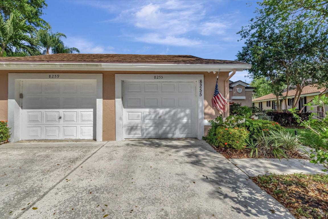 WHISPER WALK/PARKSHORE - Residential