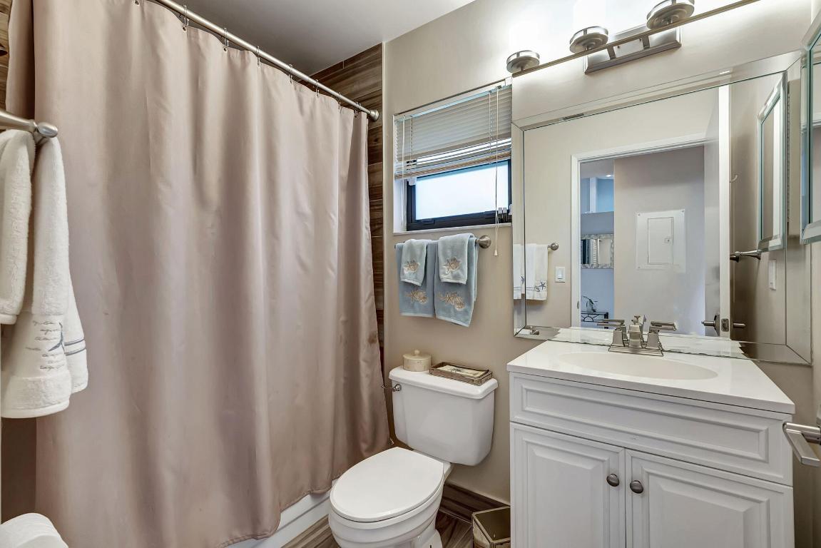 WHISPER WALK/PARKSHORE - Residential