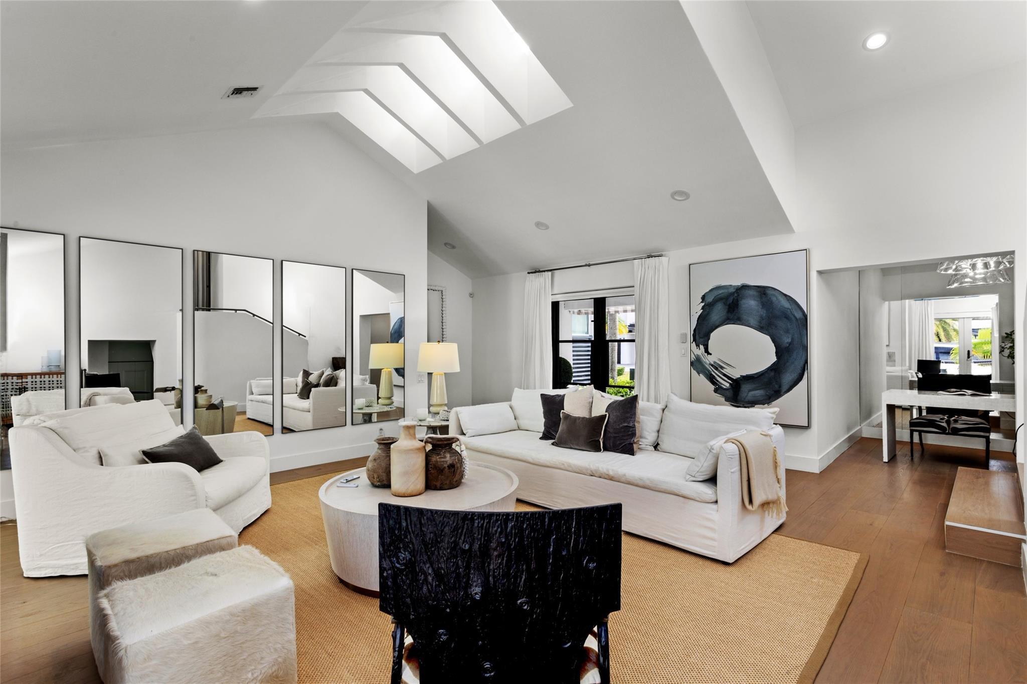 VENICE RESUB IN BLKS 3 & - Residential