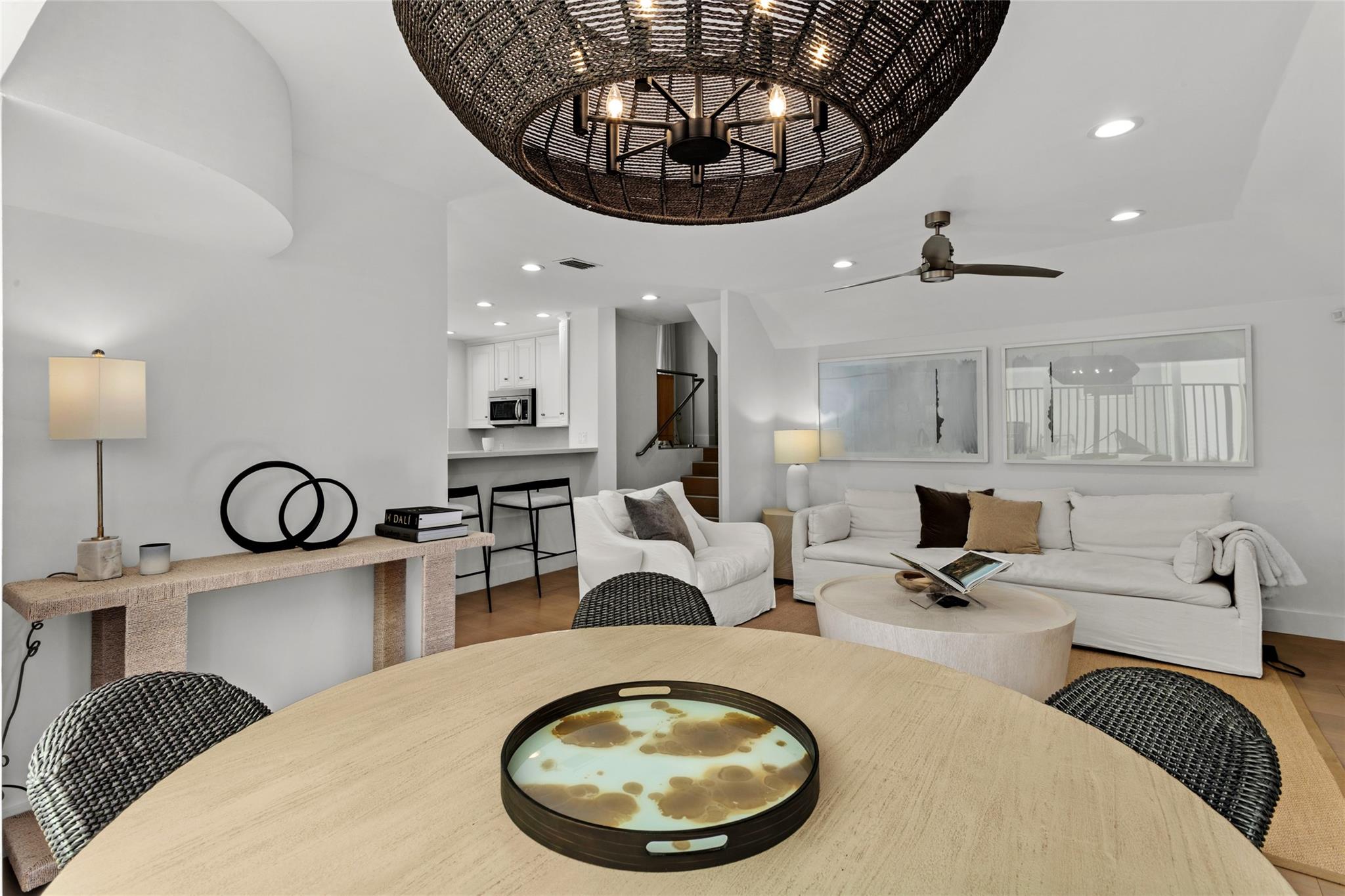 VENICE RESUB IN BLKS 3 & - Residential