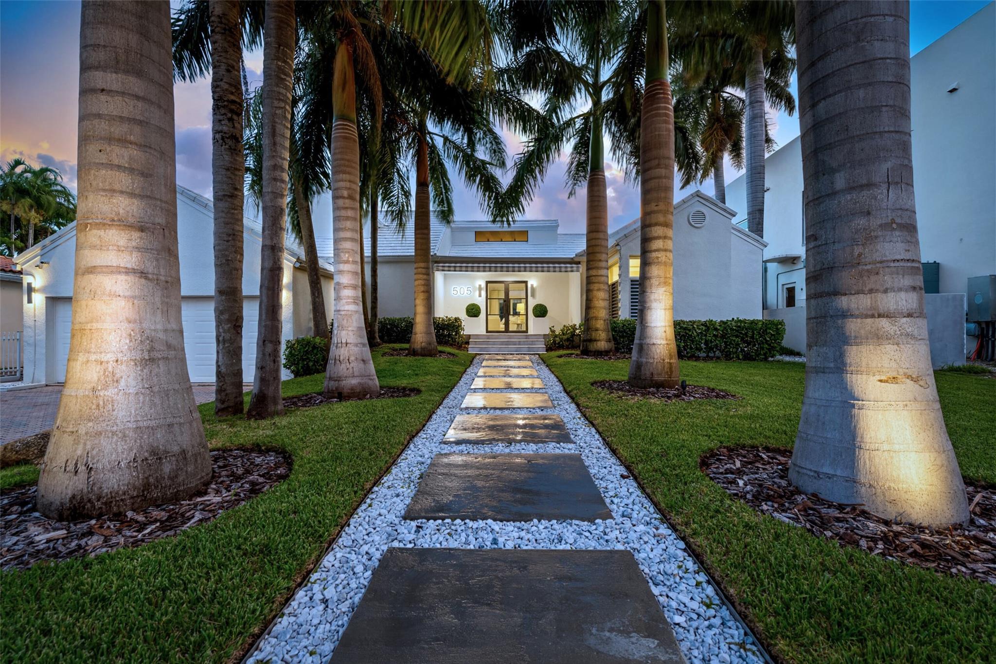 VENICE RESUB IN BLKS 3 & - Residential