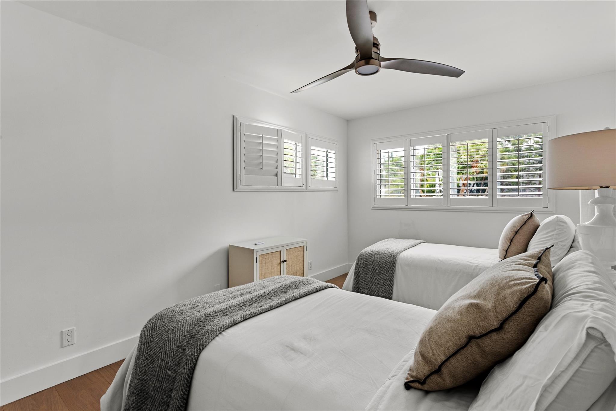 VENICE RESUB IN BLKS 3 & - Residential