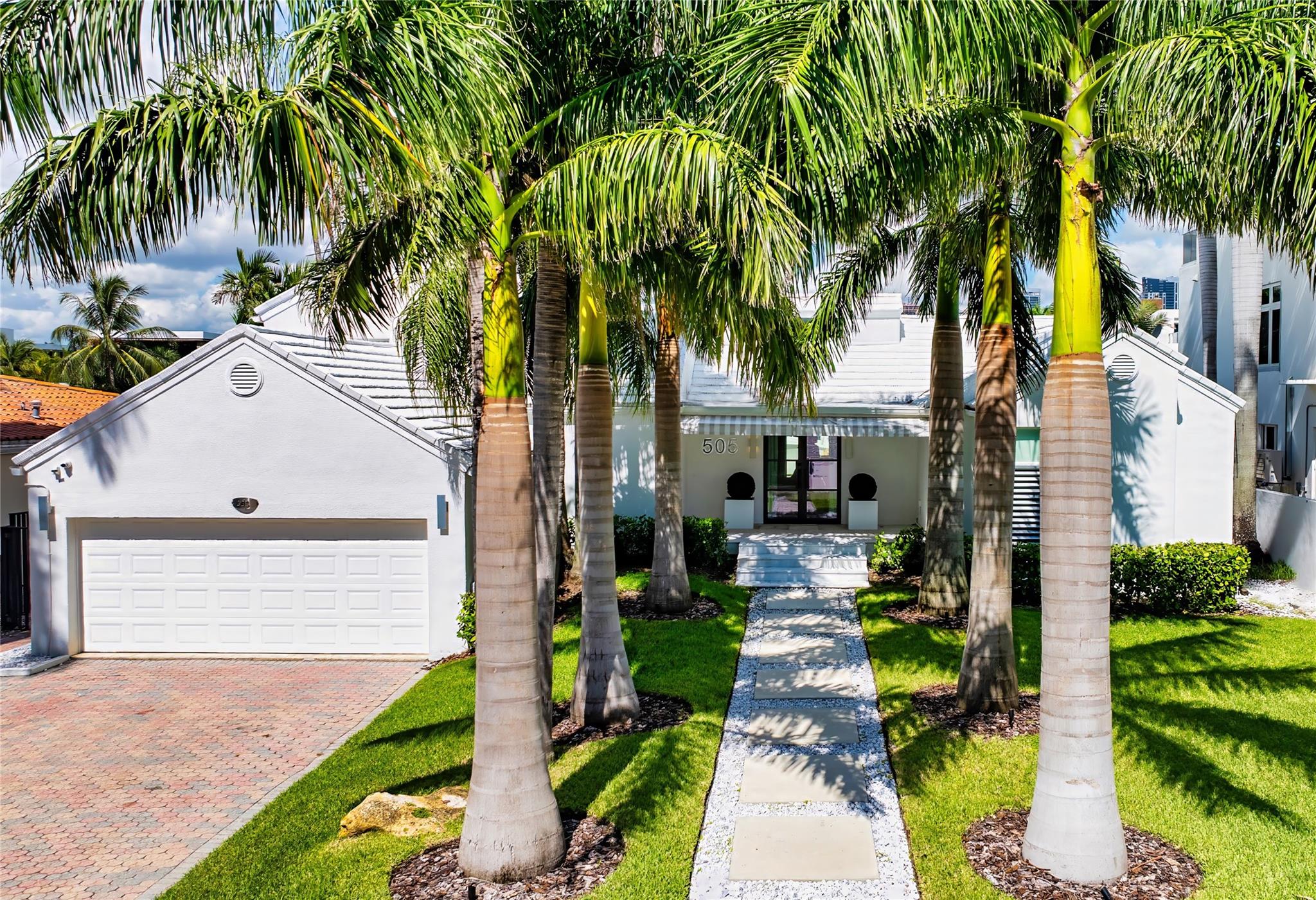 VENICE RESUB IN BLKS 3 & - Residential