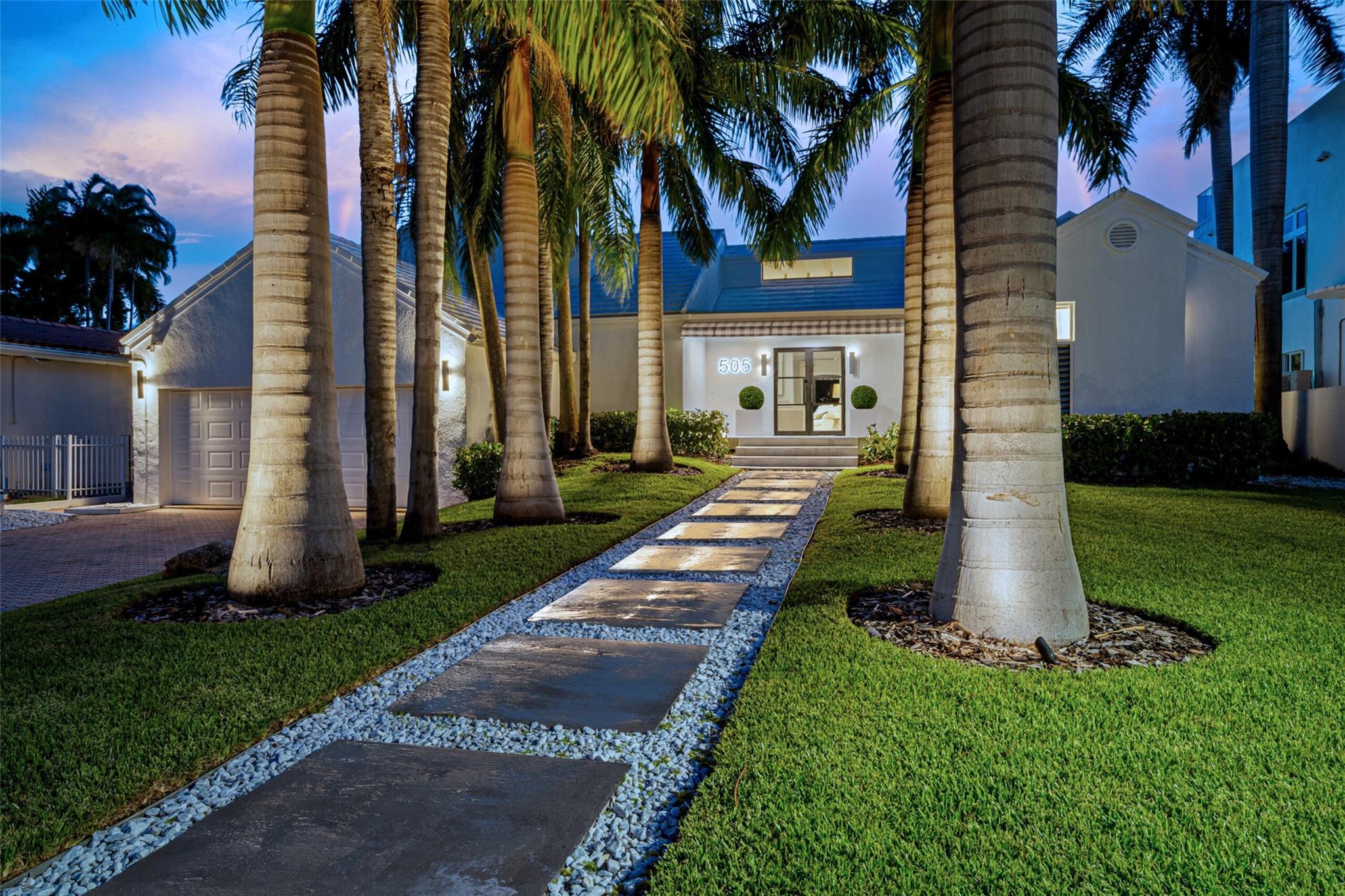 VENICE RESUB IN BLKS 3 & - Residential