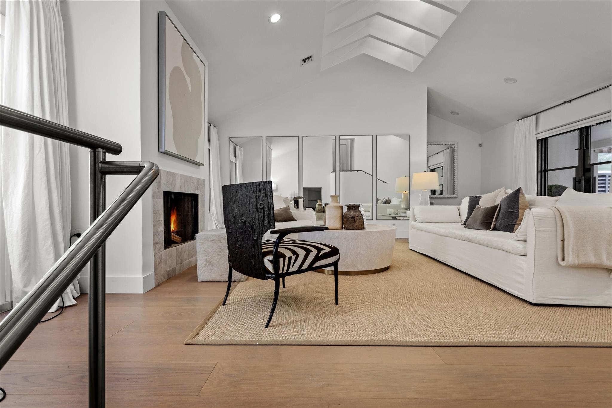 VENICE RESUB IN BLKS 3 & - Residential