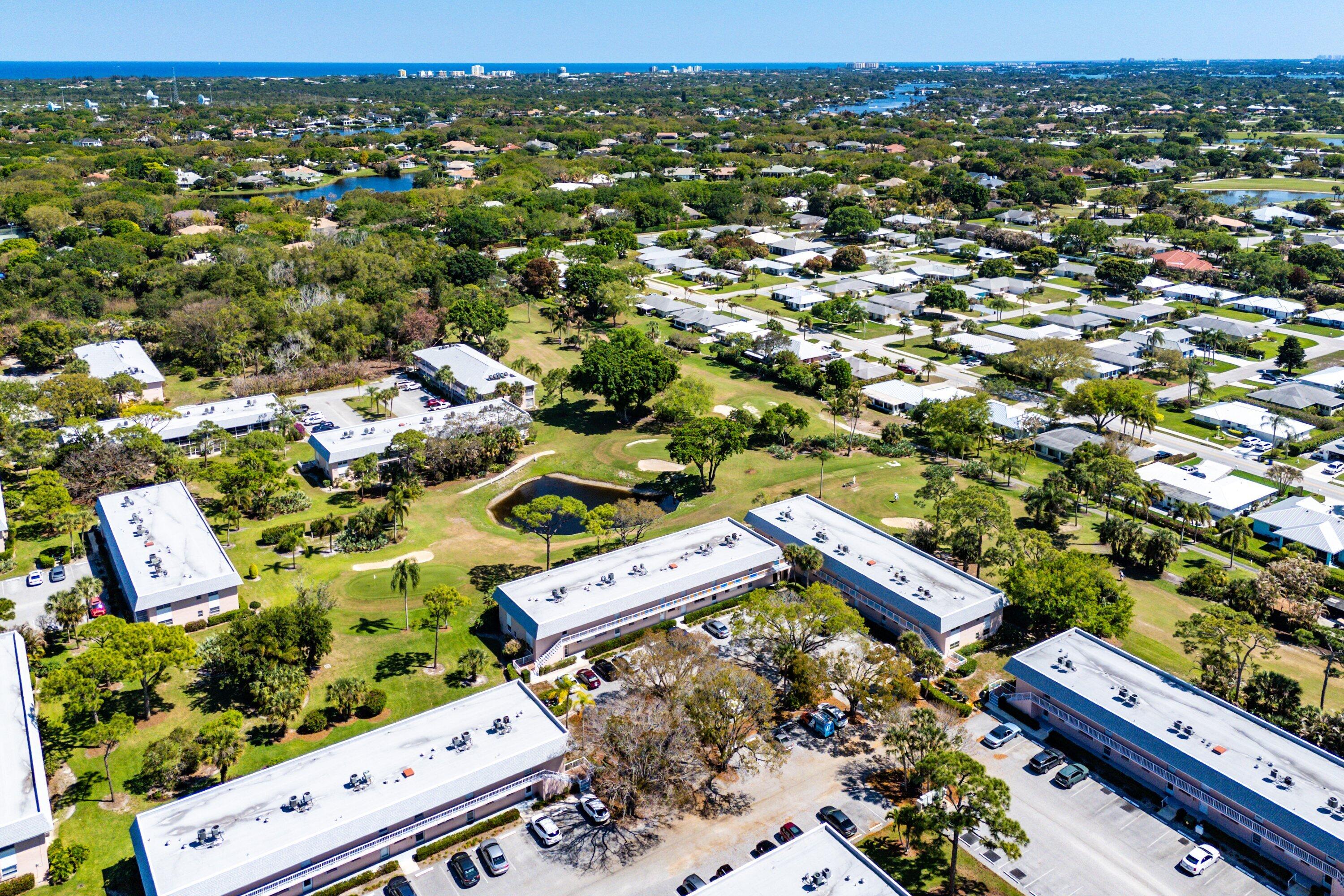 THE LITTLE CLUB CONDO - Residential