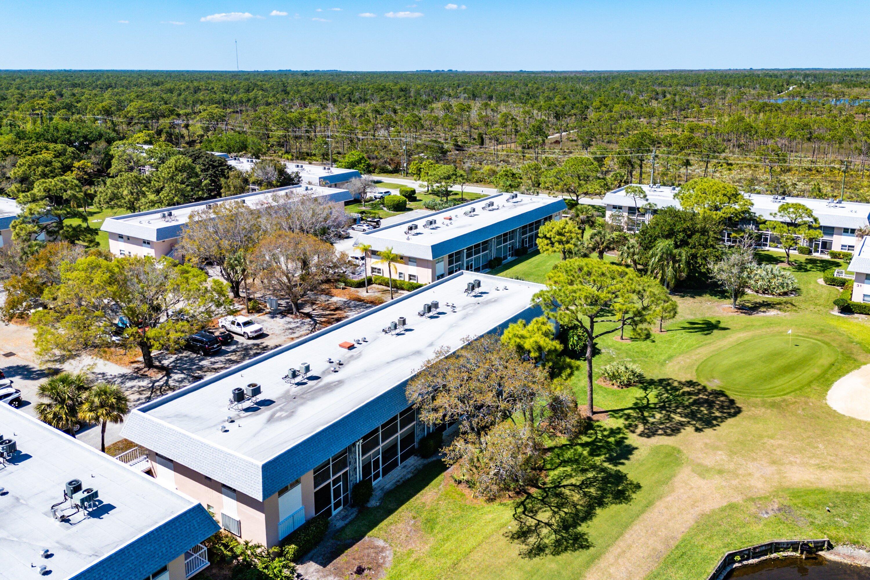 THE LITTLE CLUB CONDO - Residential