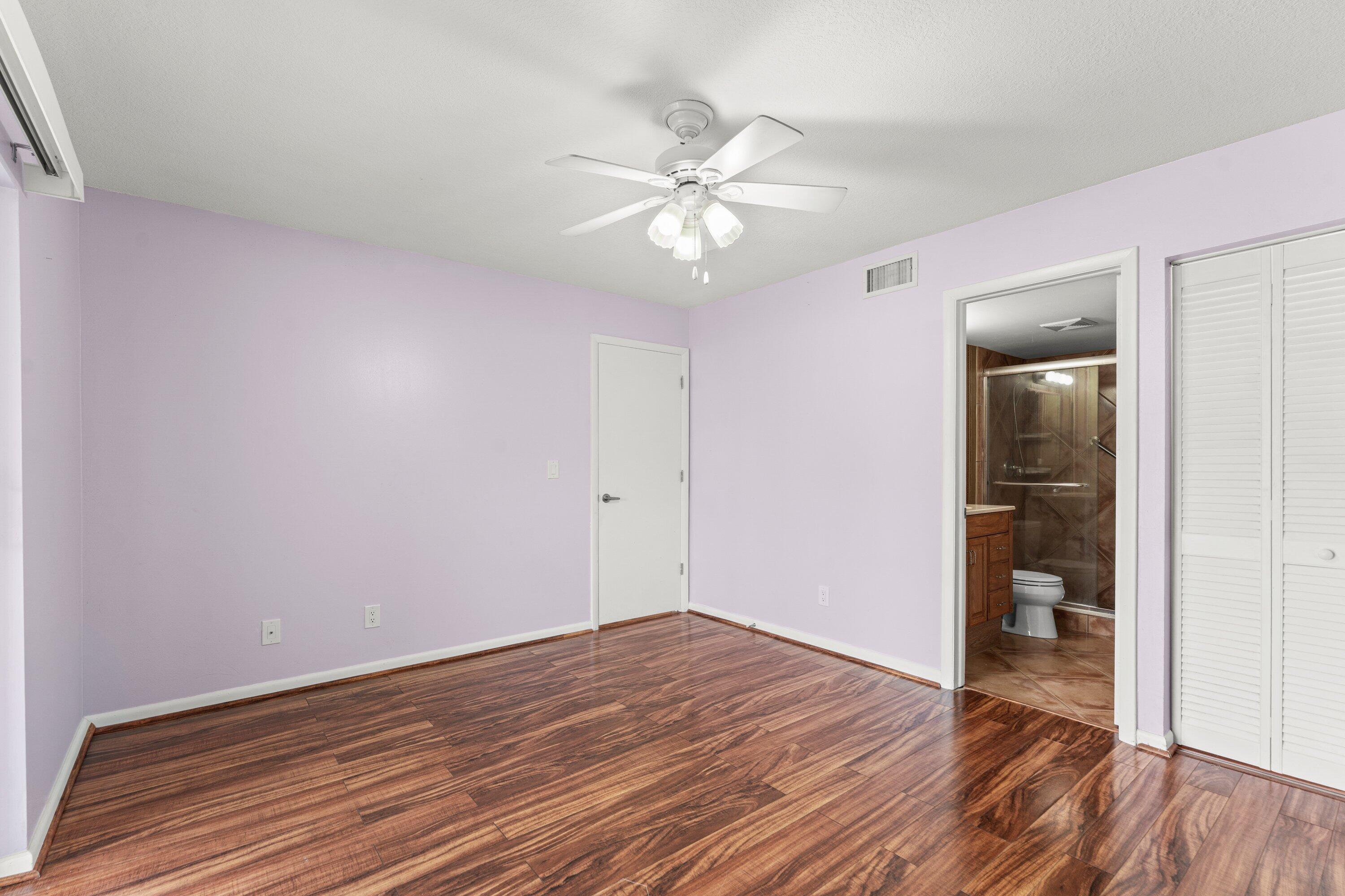 THE LITTLE CLUB CONDO - Residential