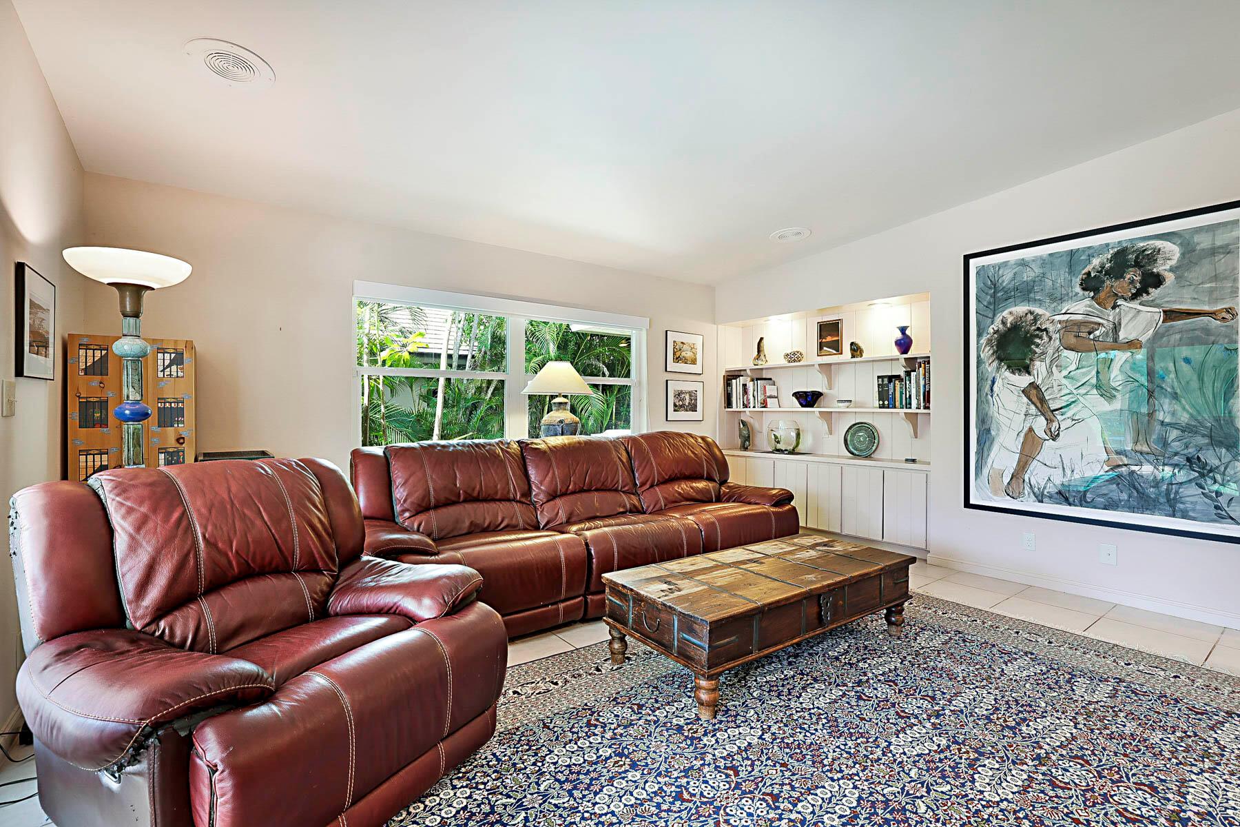 CARRIAGE HILL - Residential