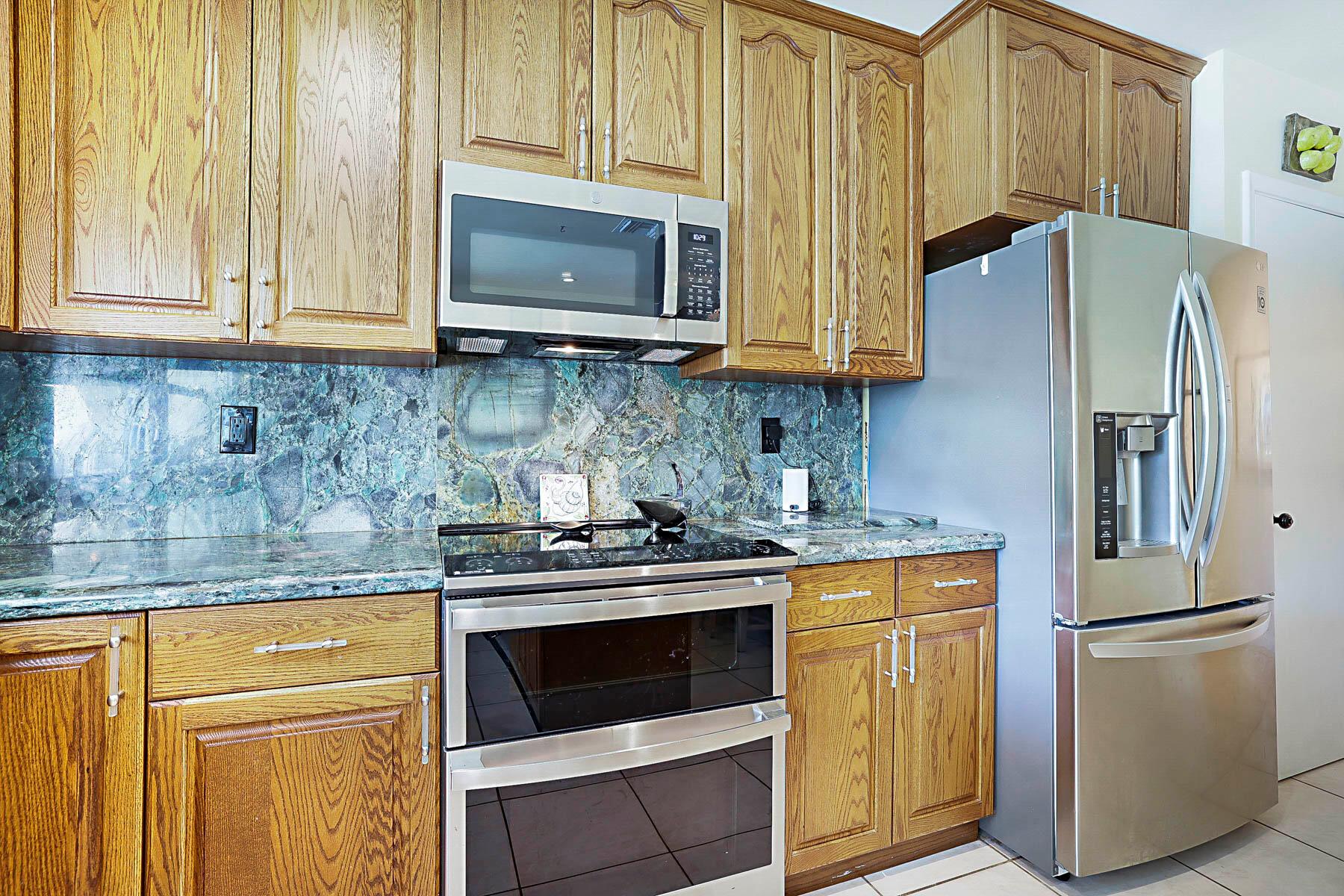 CARRIAGE HILL - Residential