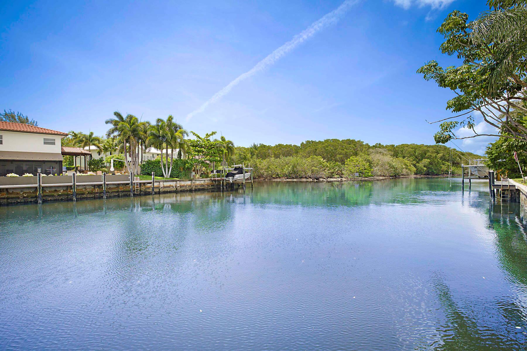 CARRIAGE HILL - Residential