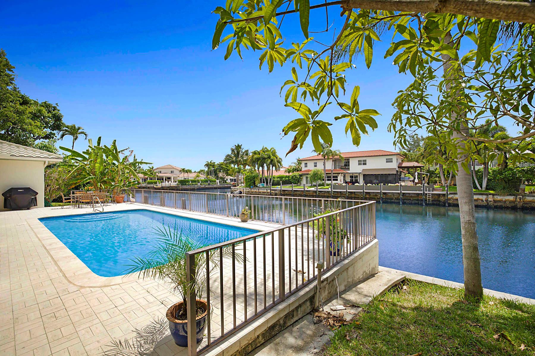 CARRIAGE HILL - Residential