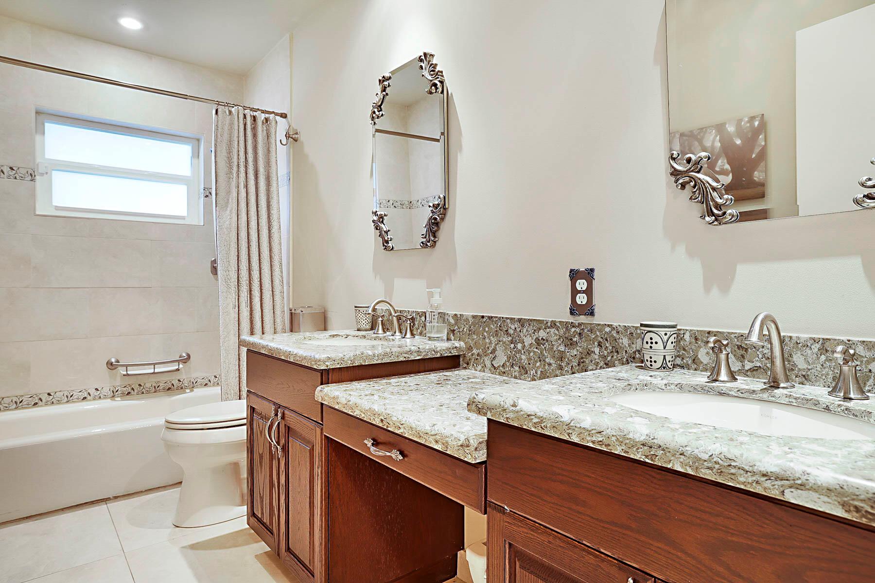 CARRIAGE HILL - Residential