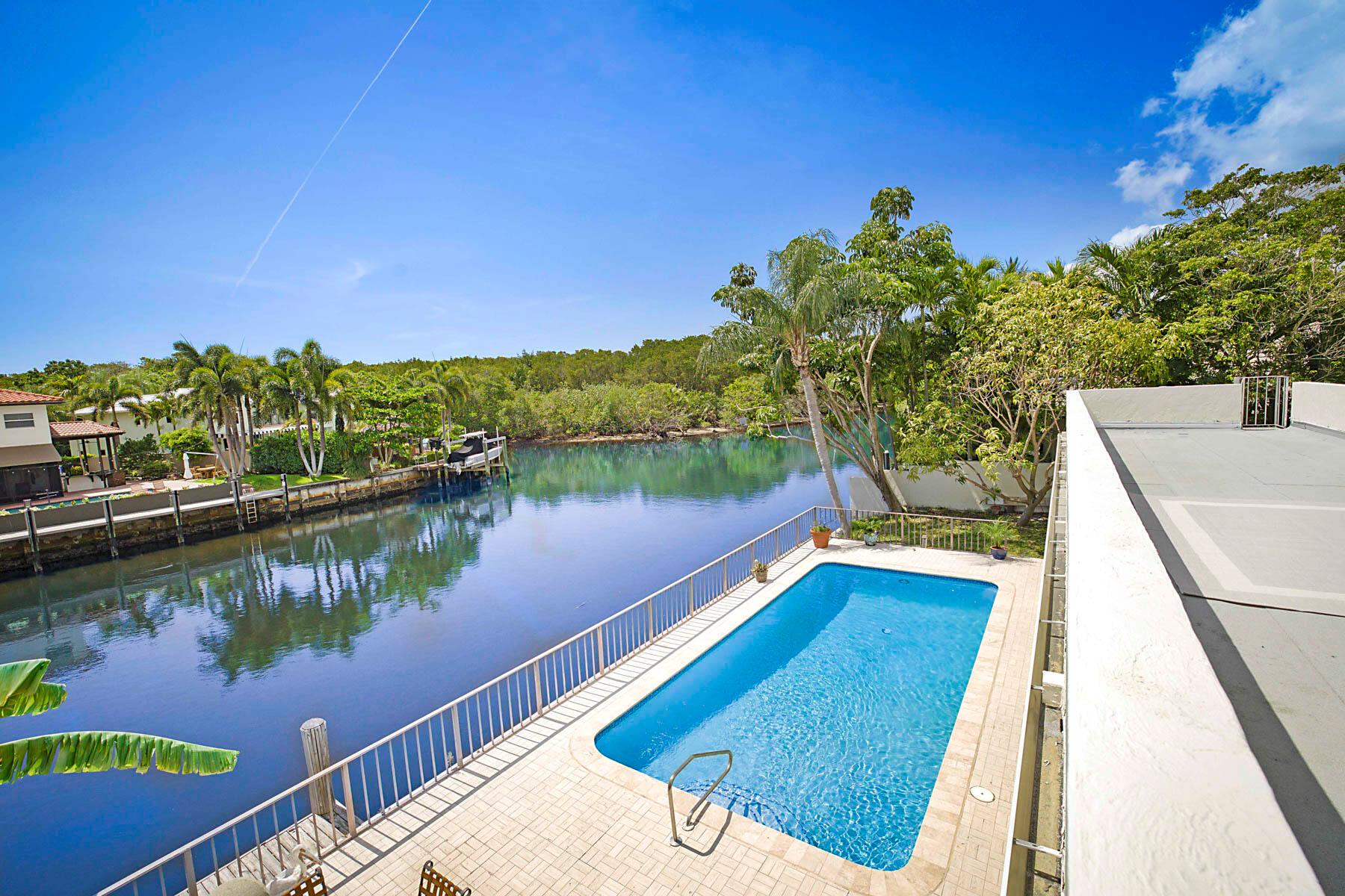 CARRIAGE HILL - Residential