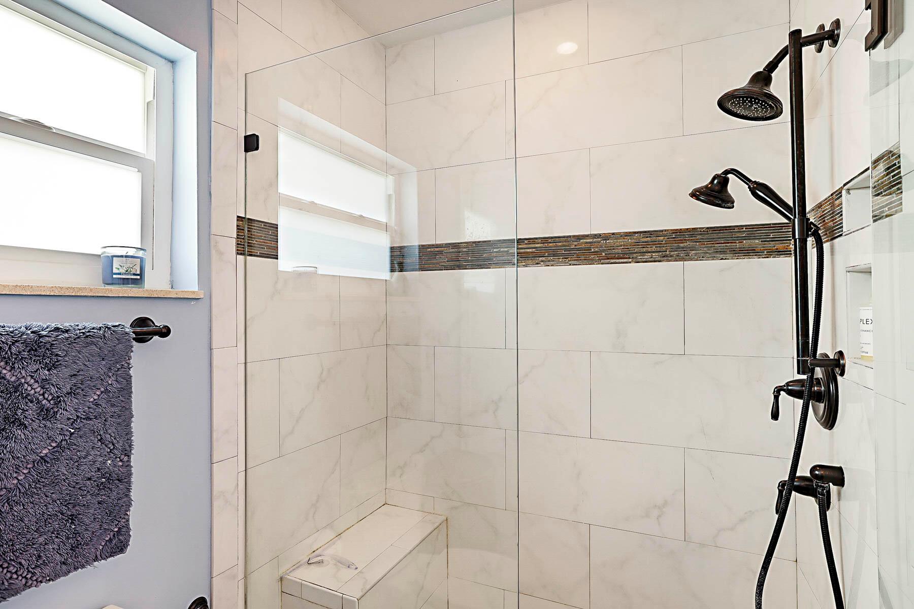 CARRIAGE HILL - Residential