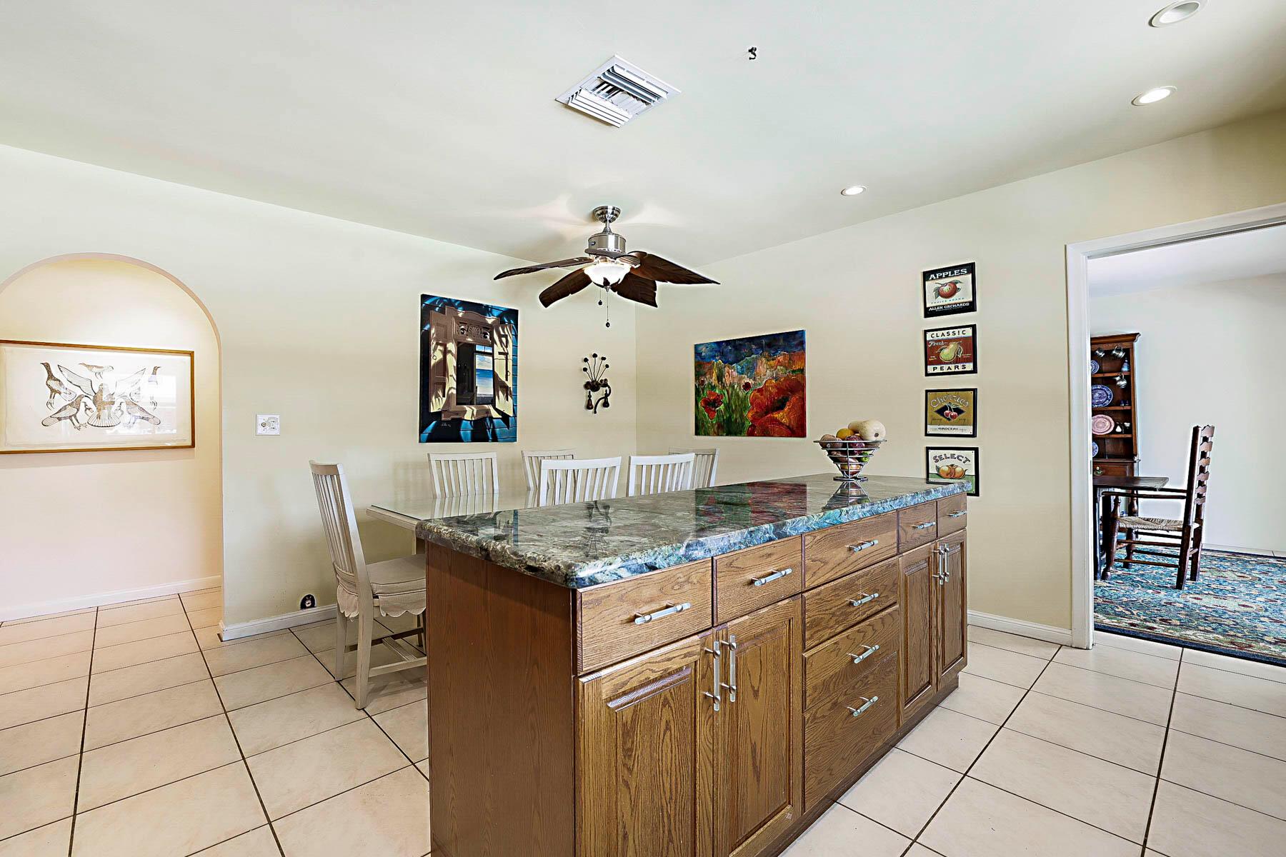 CARRIAGE HILL - Residential