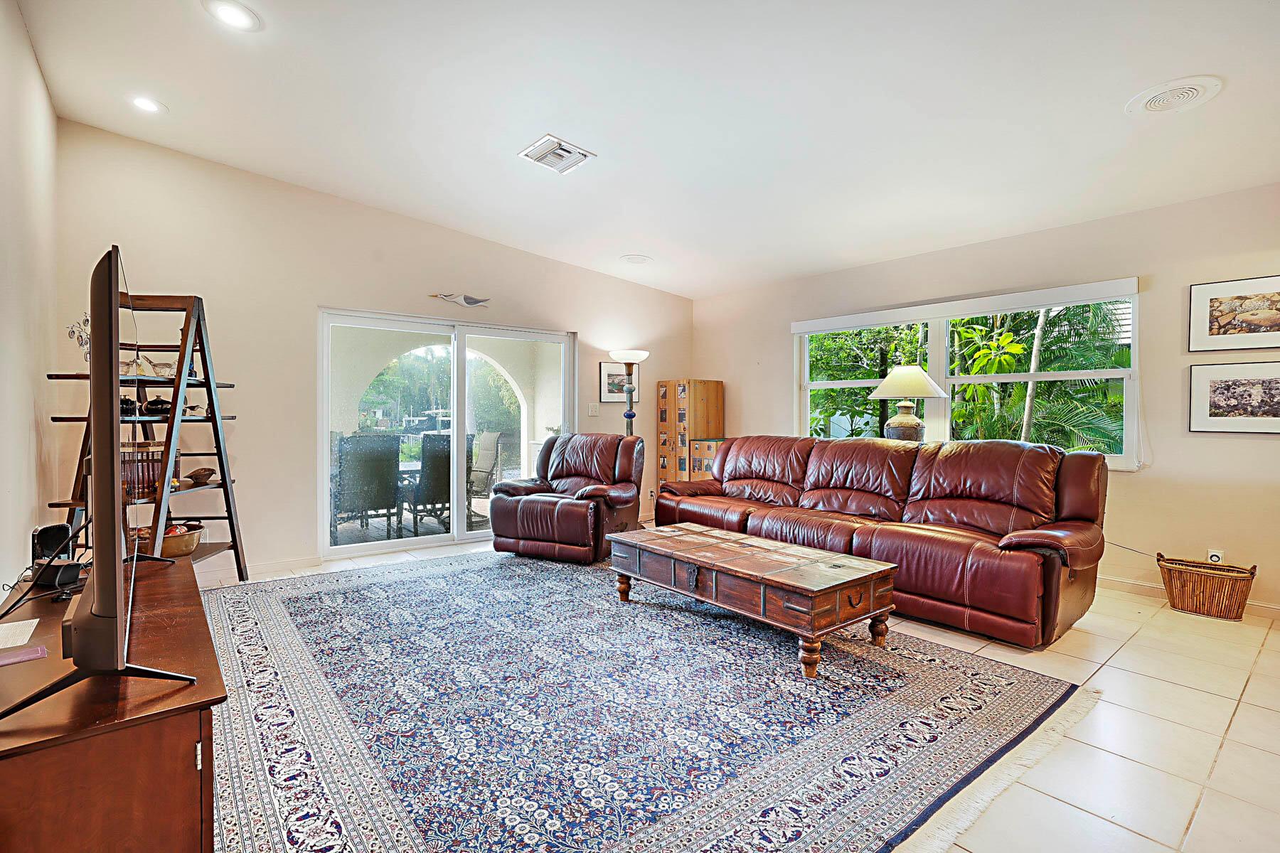 CARRIAGE HILL - Residential