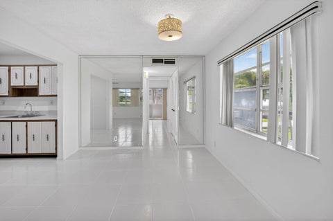 Tiny photo for 265 Burgundy #F, Delray Beach, FL 33484 (MLS # B26038693)